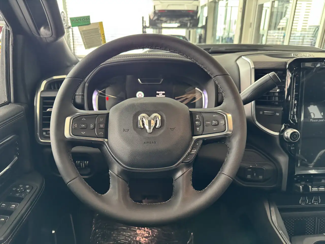 RAM 3500 снимка RAM 3500