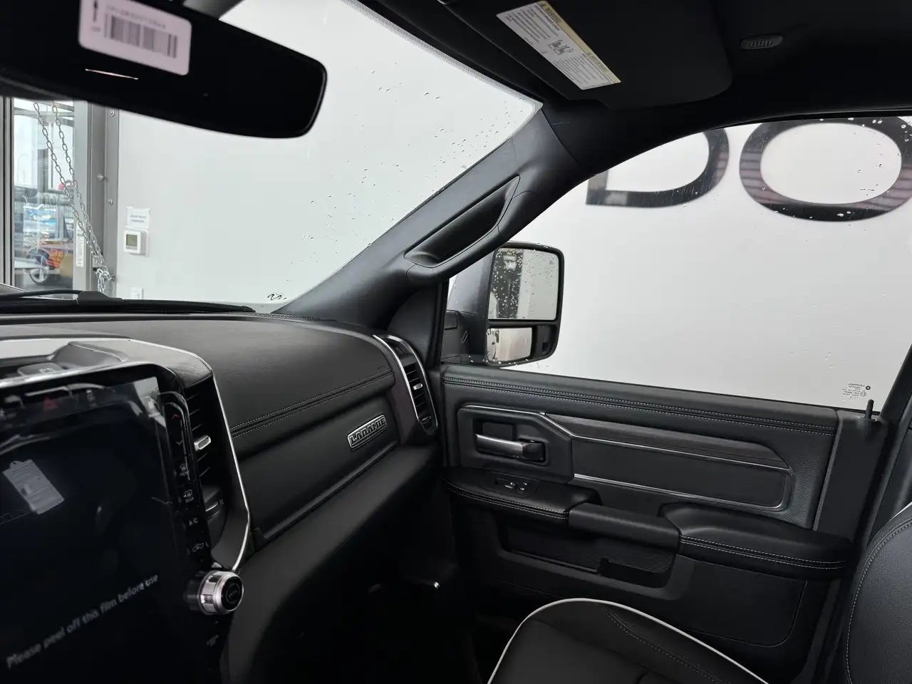 RAM 3500 снимка RAM 3500