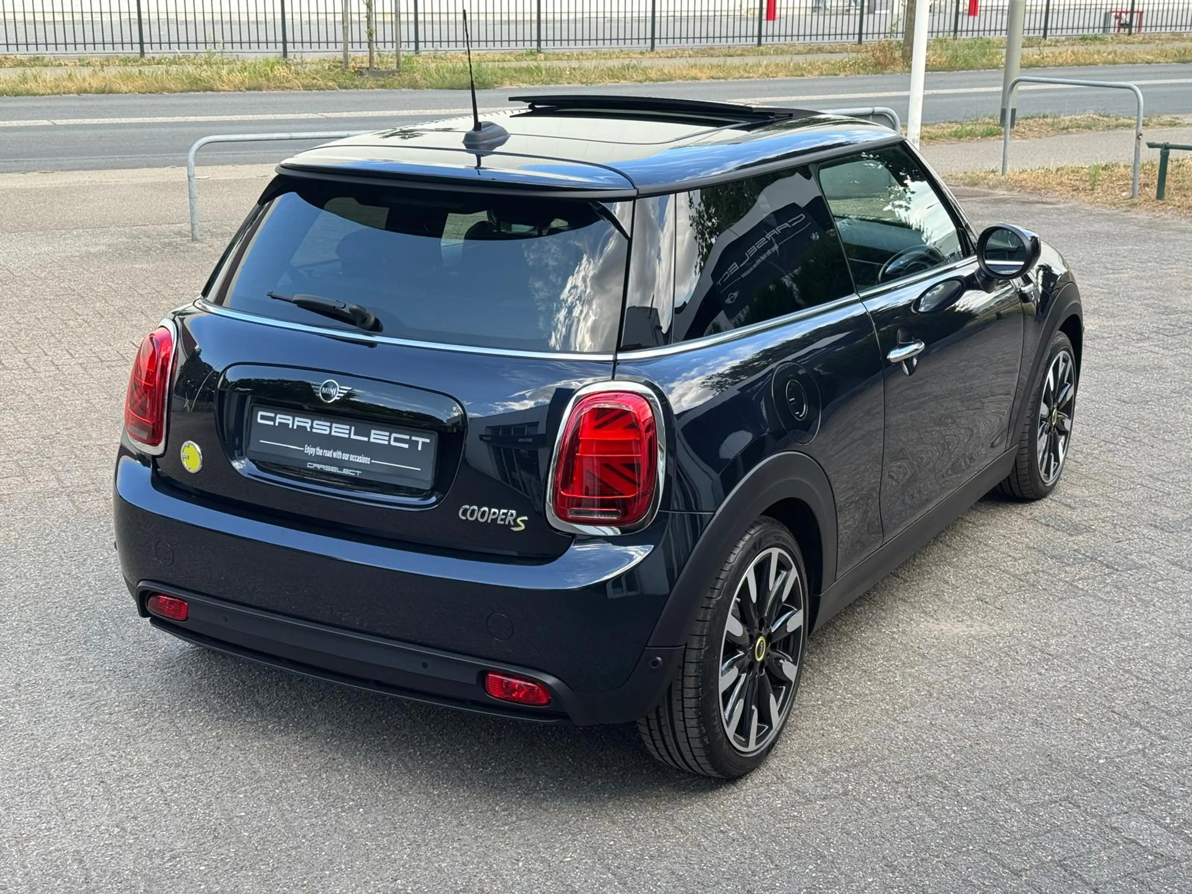 MINI Cooper SE |17"LMV | Panorama | Harm/Kardon | Head-up | Leder — photo 2