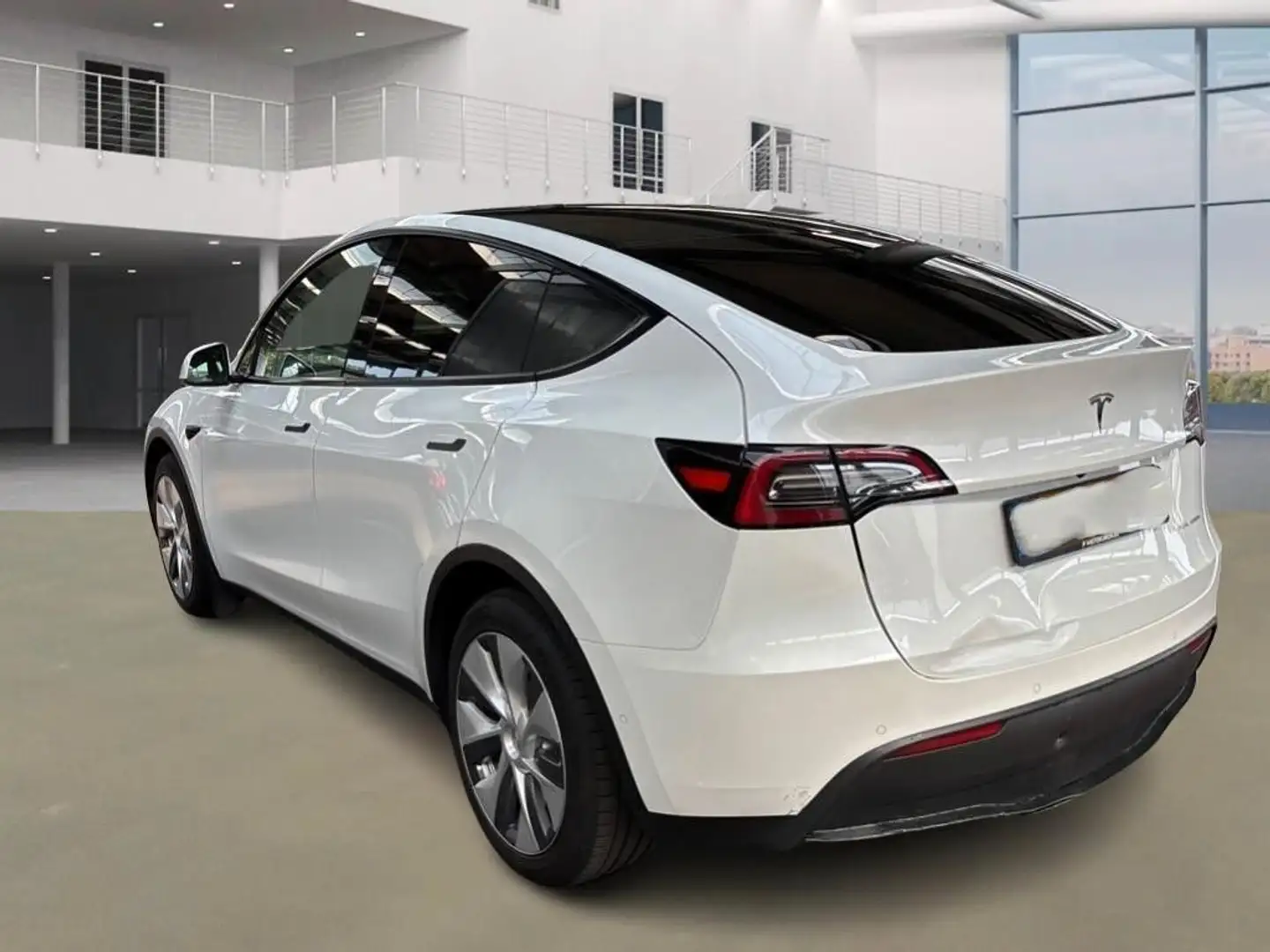 Tesla Model Y Long Range Dual AWD Weiß - 2