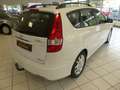 Hyundai i30 i30 1.6 CRDi Classic*KLIMA*NAVI*SHZ*AHK*TÜV NEU Weiß - thumbnail 6