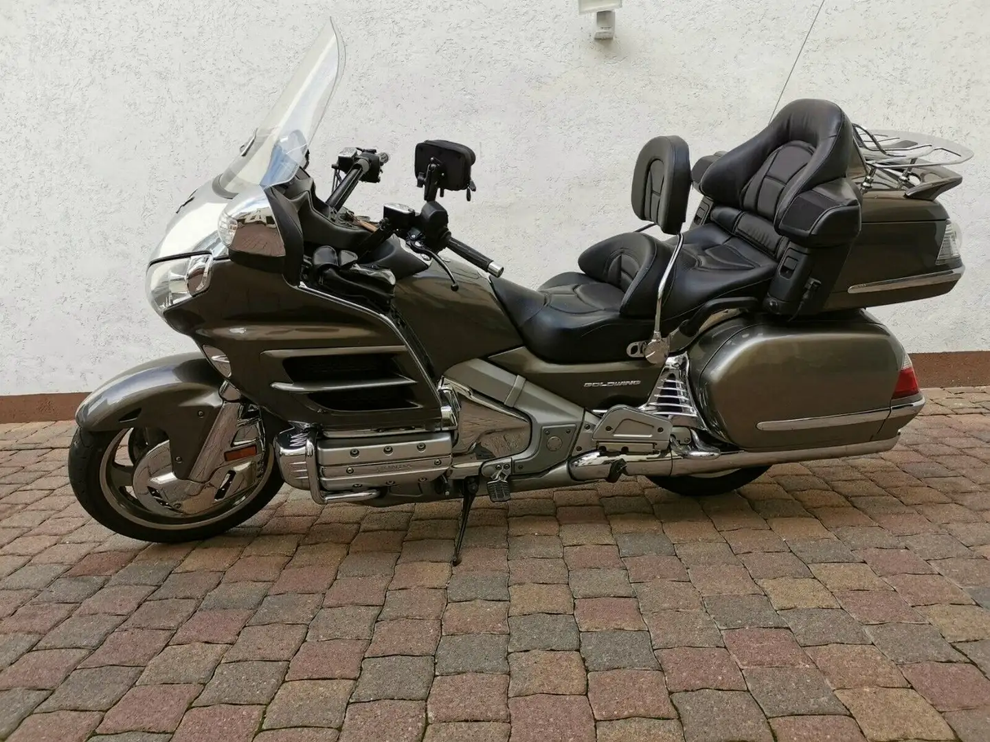 Honda GL 1800 Gri - 2