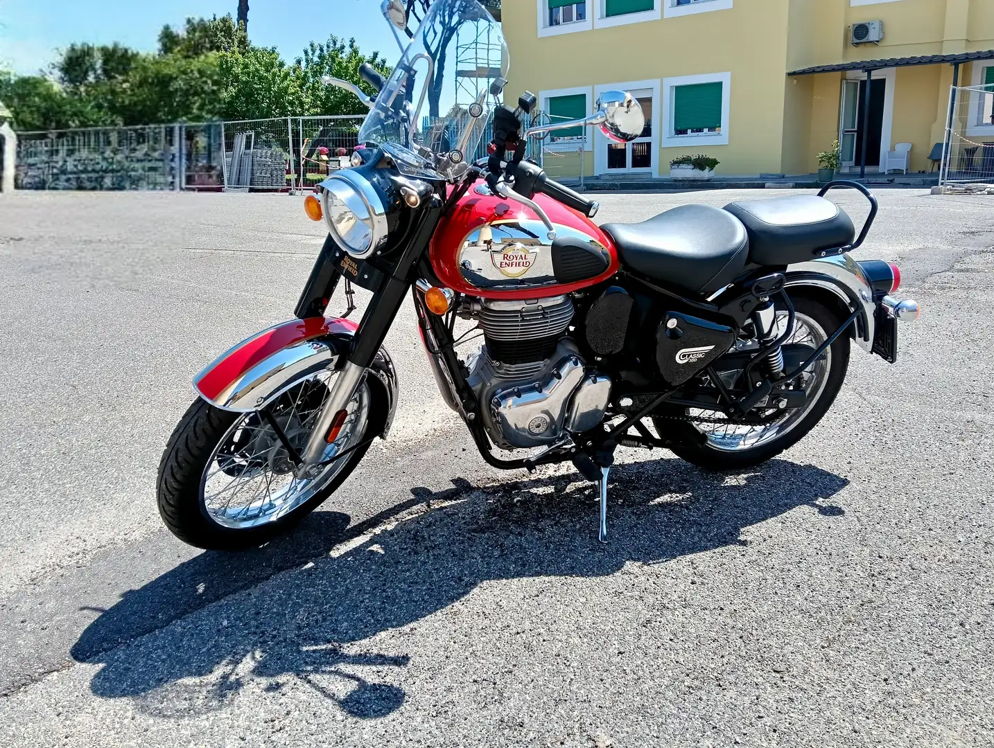 Royal Enfield Classic Classic 350 Red - 1