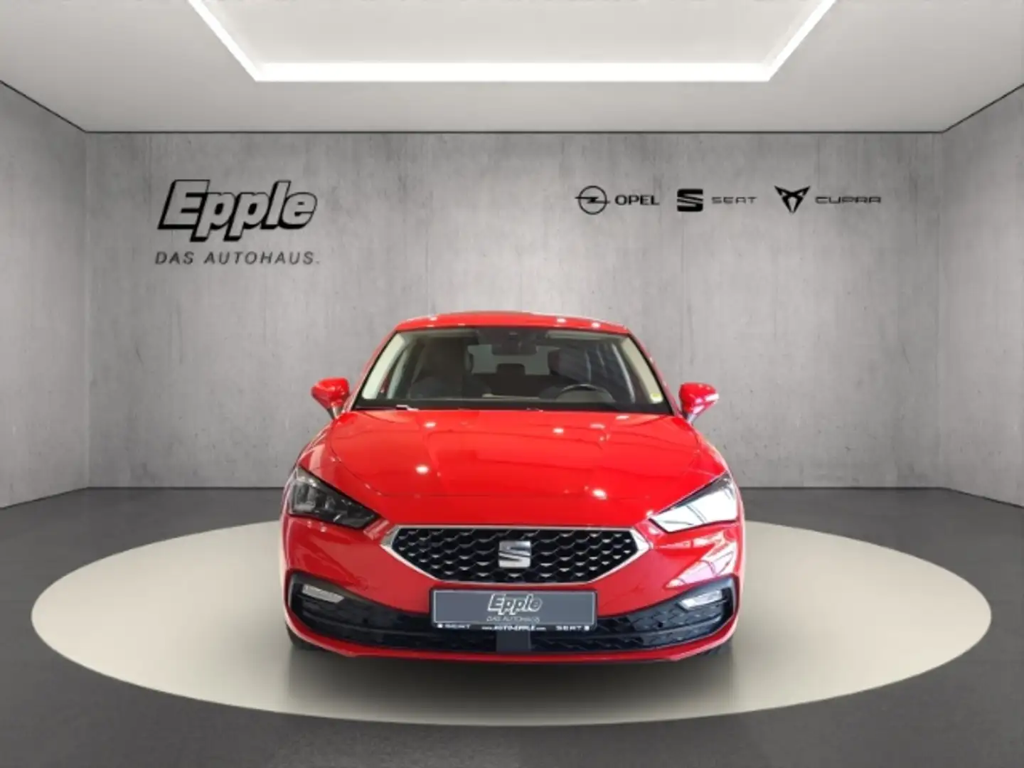 SEAT Leon Xcellence AHK-klappbar LED Kamera Winterpaket Rot - 2