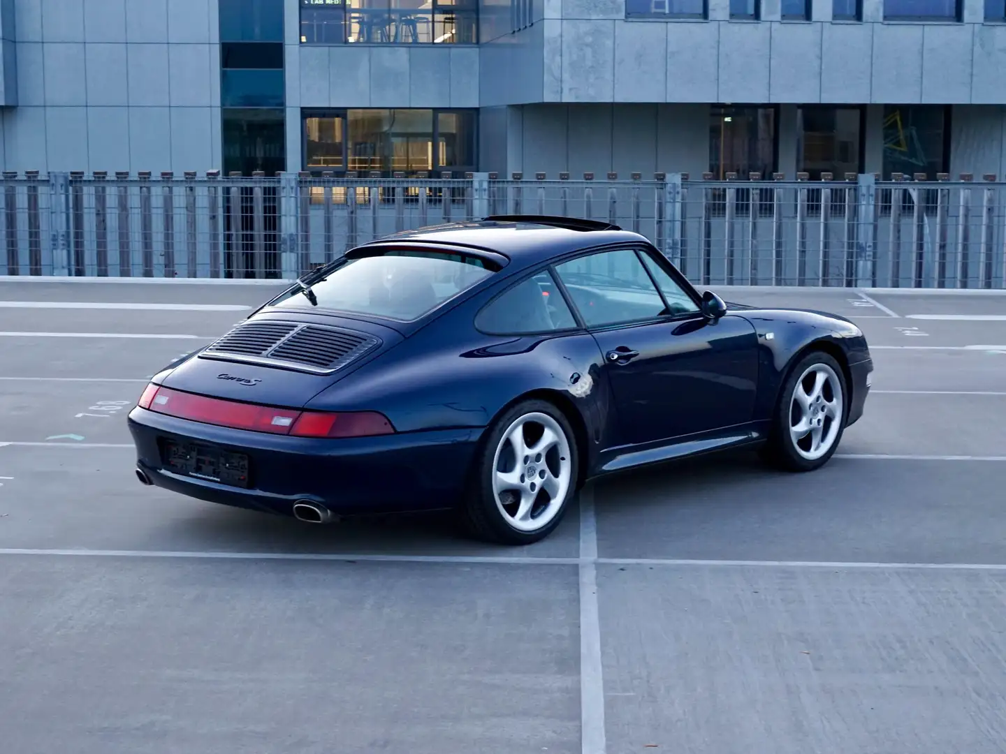 Porsche 993 911 Carrera S Blau - 2
