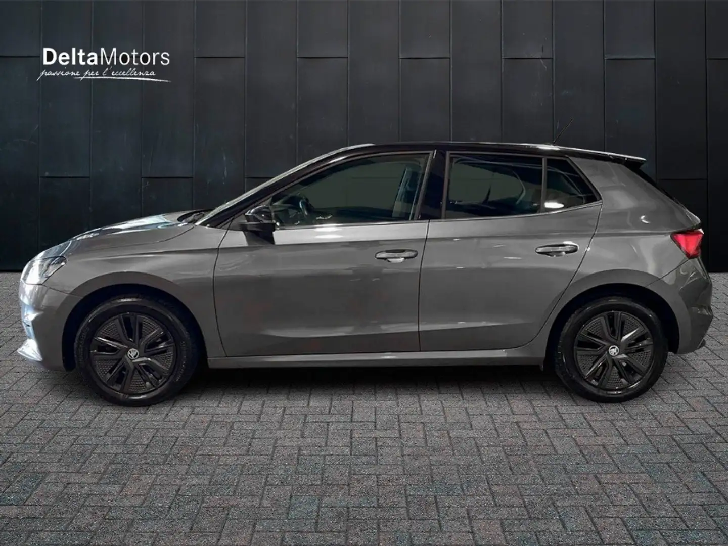 Skoda Fabia 4ª serie - Fabia 1.0 TSI 110 CV Style Gris - 2