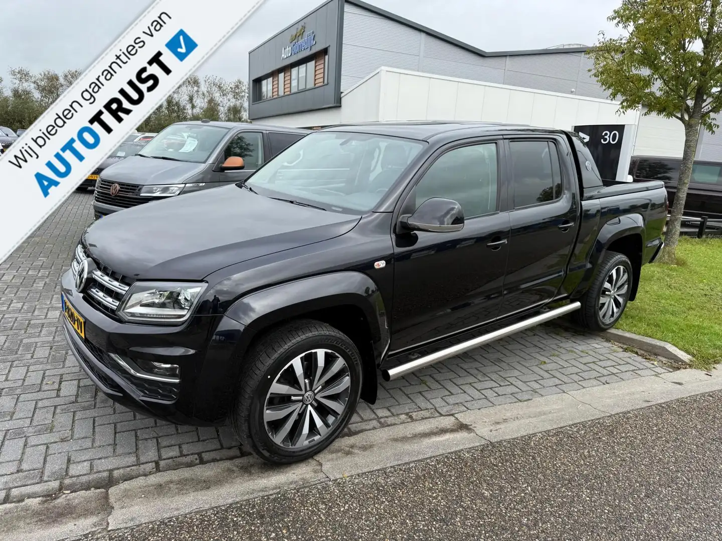 Volkswagen Amarok 3.0 TDI 4Motion DC Highline V6 224Pk DC Dubbele Ca Zwart - 1