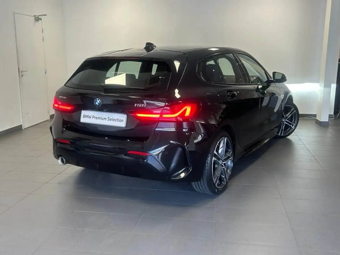 BMW 118 118iA 136ch M Sport DKG7 Noir - 2