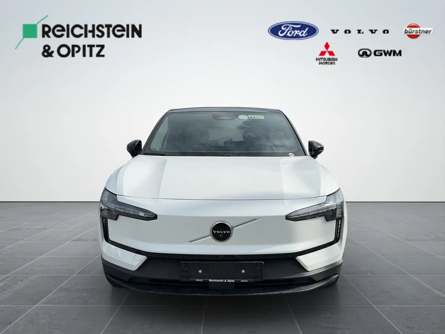 Volvo EX30 Twin Motor Performance AWD Ultra Weiß - 2