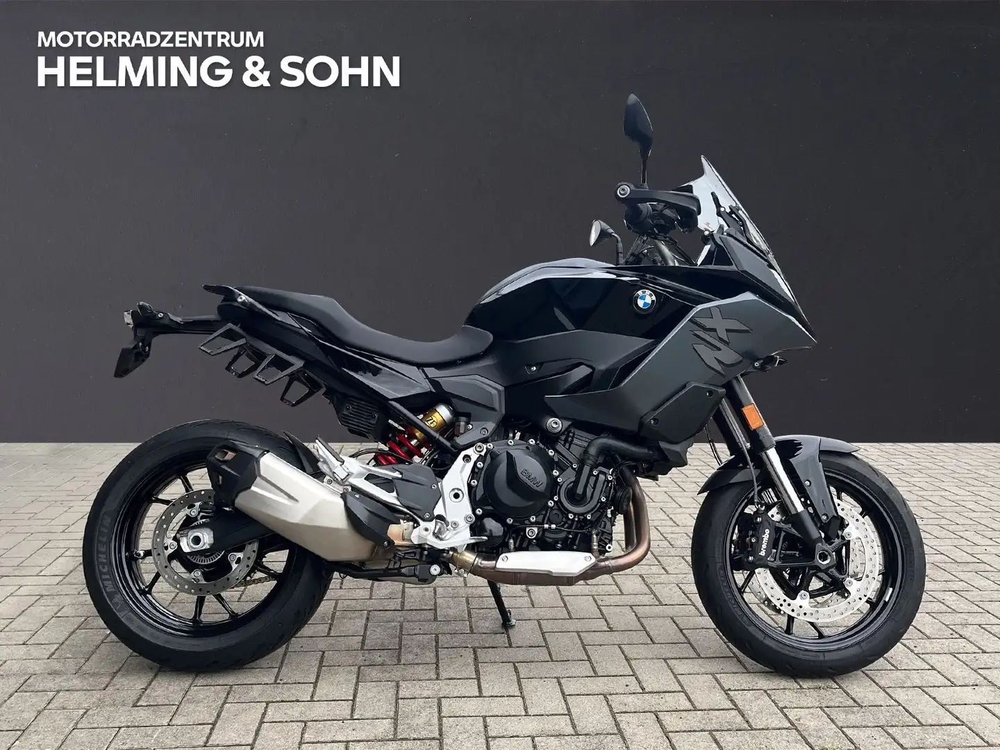 BMW F 900 XR Černá - 2