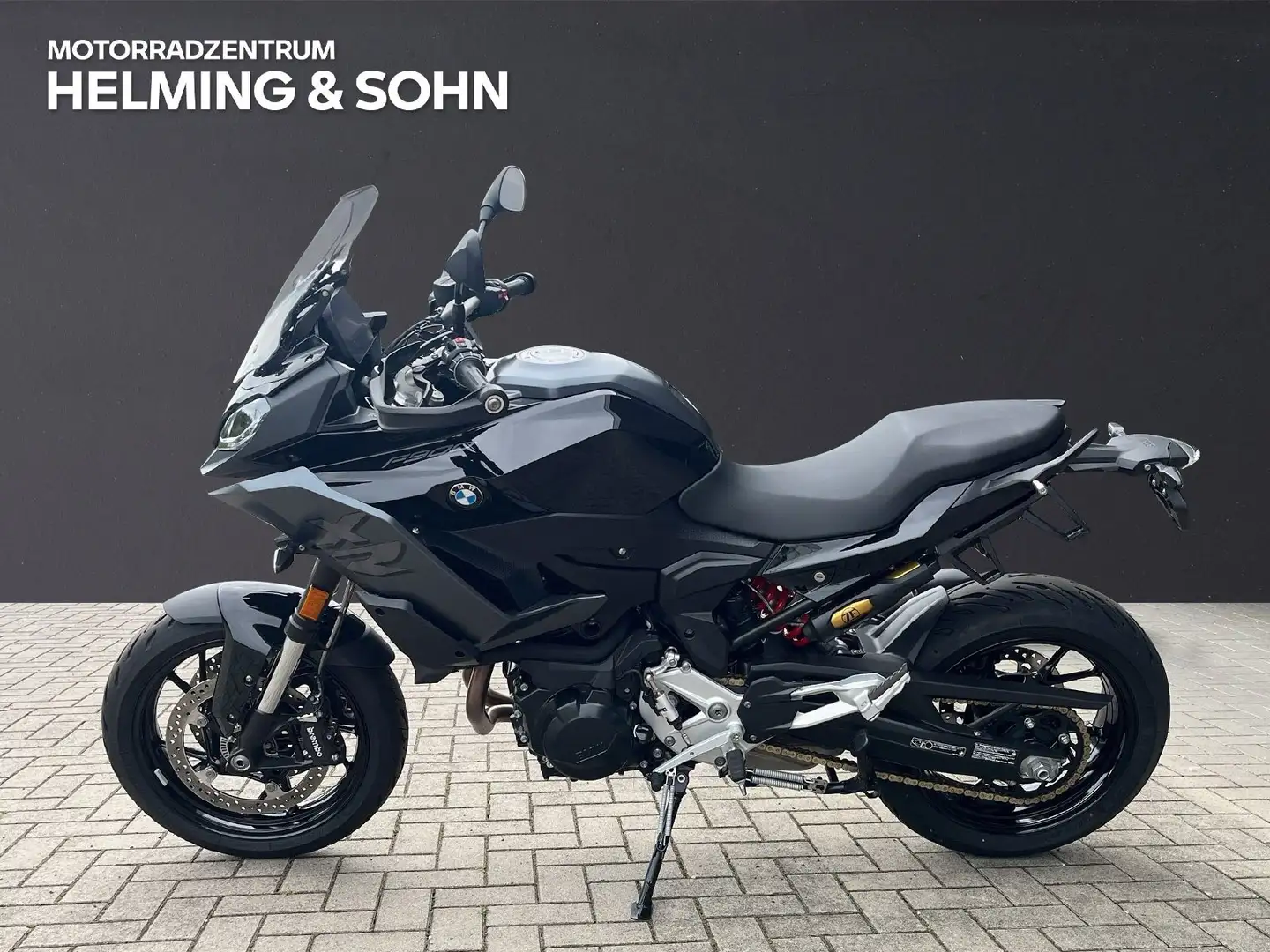 BMW F 900 XR Černá - 1