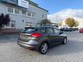 Ford Focus 1.5 TDCI Lim. Business Autom. Gris - thumbnail 3