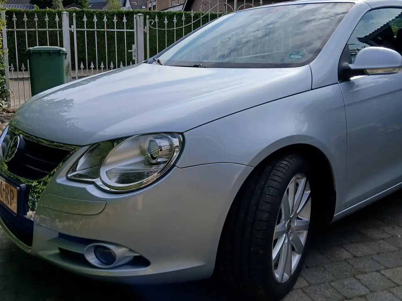 Volkswagen Eos