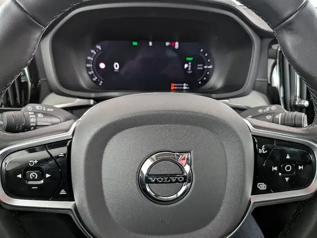 Volvo V60 T6 AWD PHEV Ultra Dark Aut. | Auto Stahl Wien 23 Ansicht 16