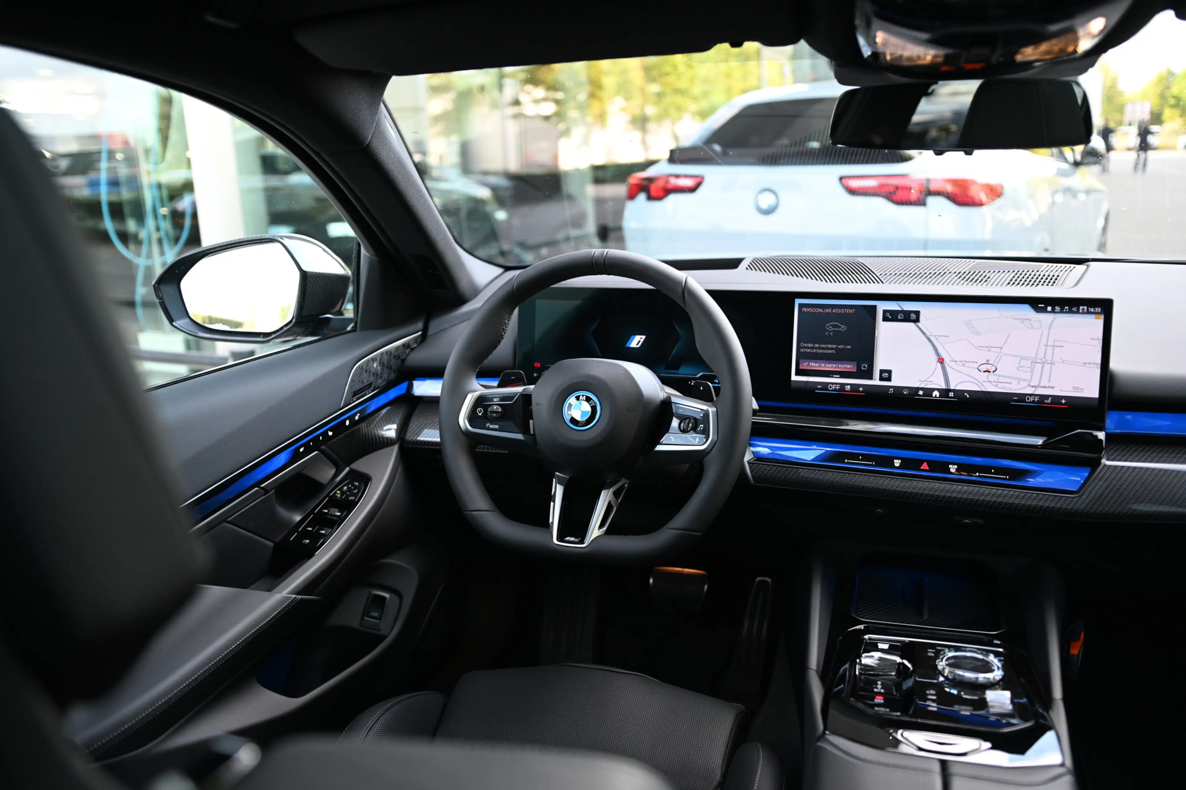 BMW 530 5 Serie Touring 530e M Sport Automaat / Panoramada — photo 8