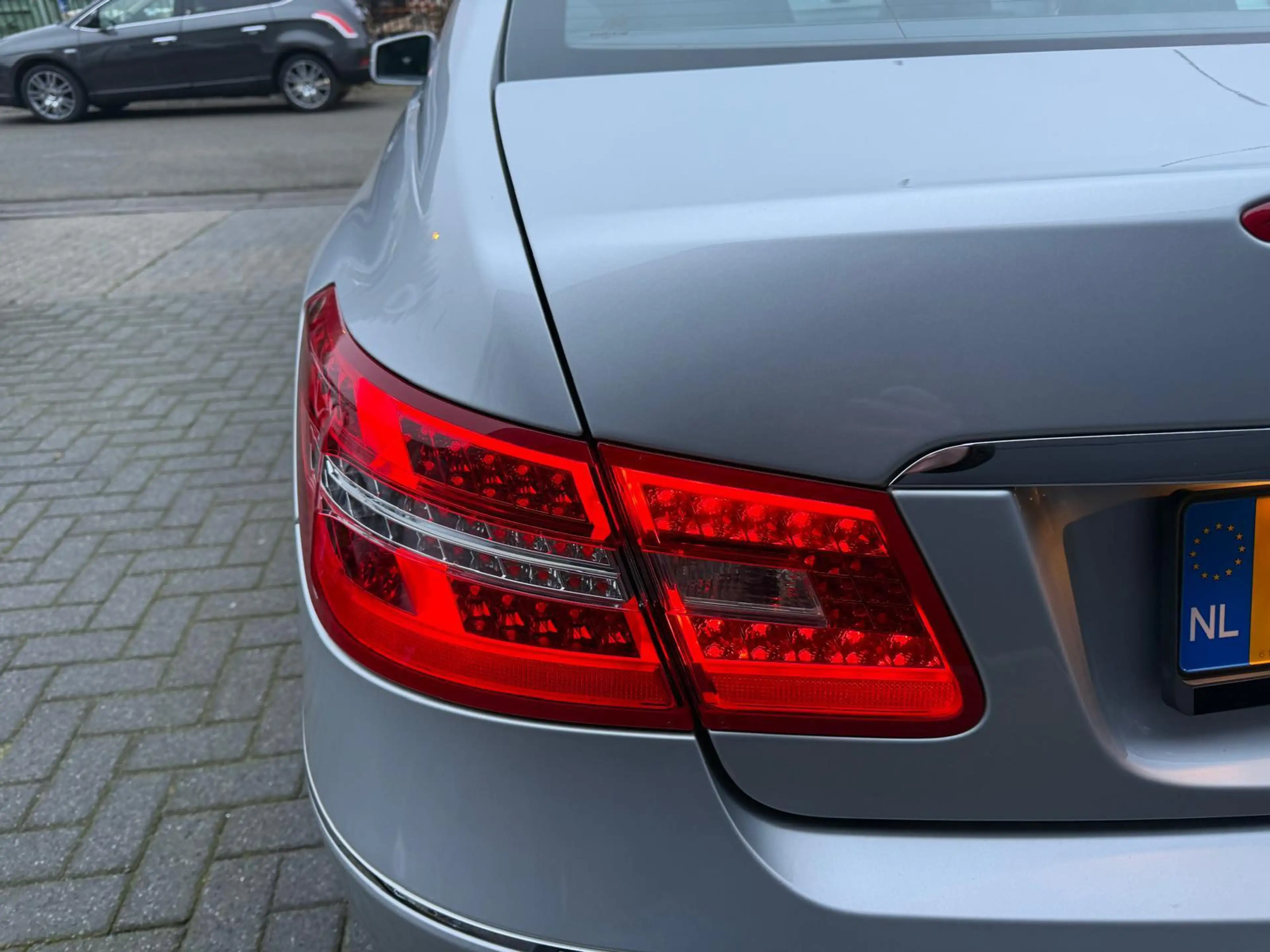 Mercedes-Benz E 200 Coupé CGI Avantgarde | 2E EIGENAAR | 3/6/12MND GAR — photo 12