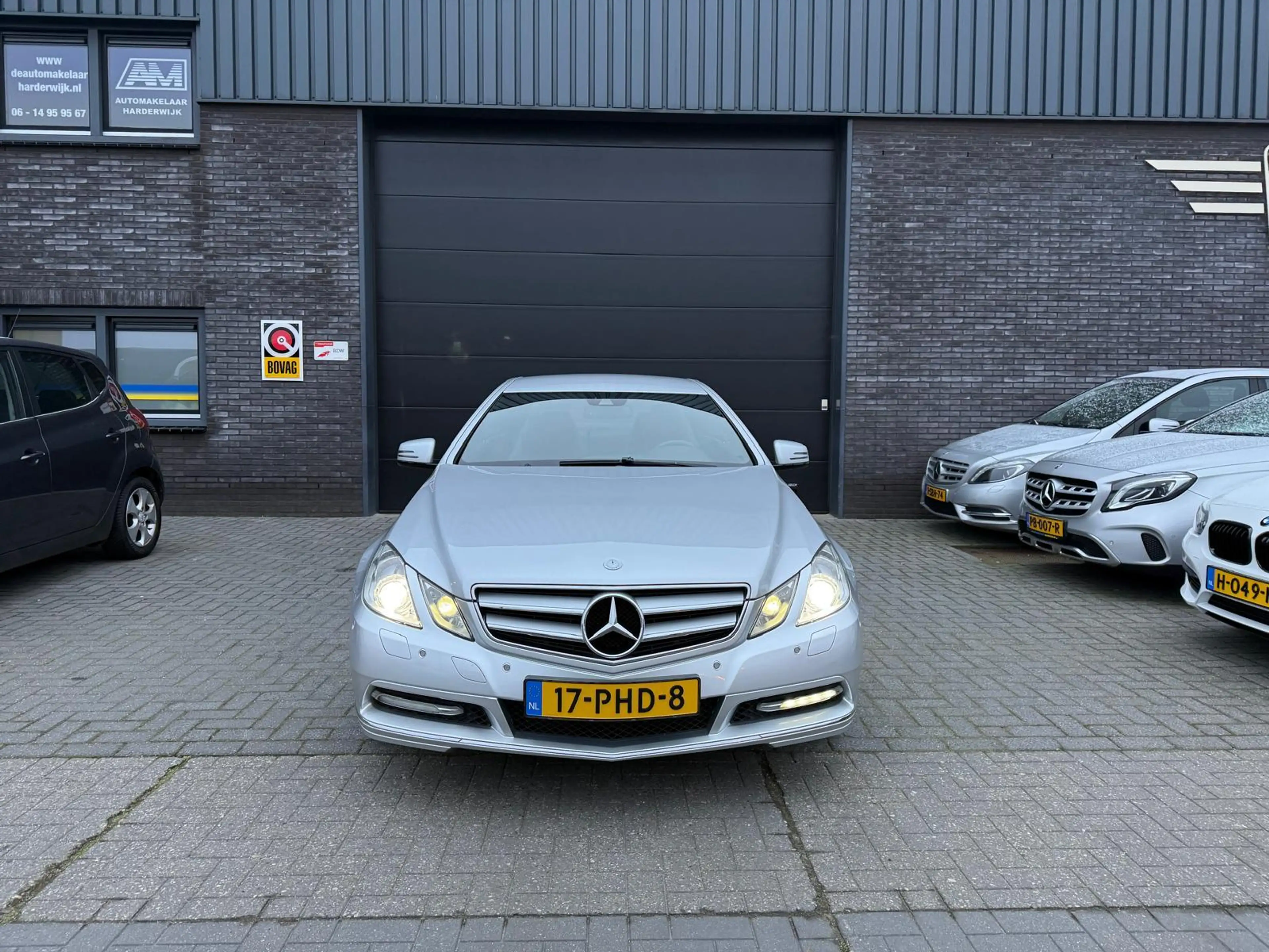 Mercedes-Benz E 200 Coupé CGI Avantgarde | 2E EIGENAAR | 3/6/12MND GAR — photo 3