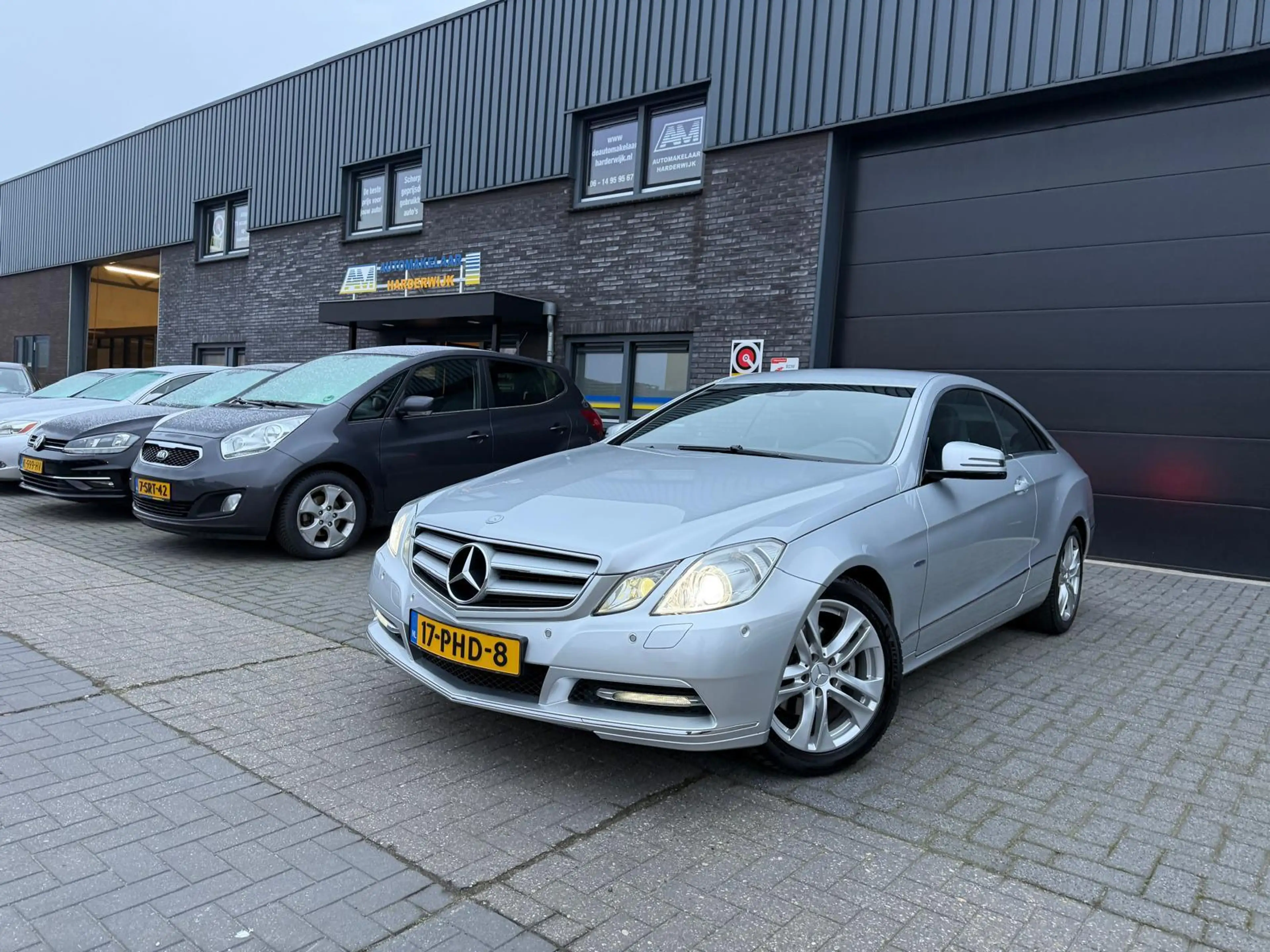 Mercedes-Benz E 200 Coupé CGI Avantgarde | 2E EIGENAAR | 3/6/12MND GAR — photo 2