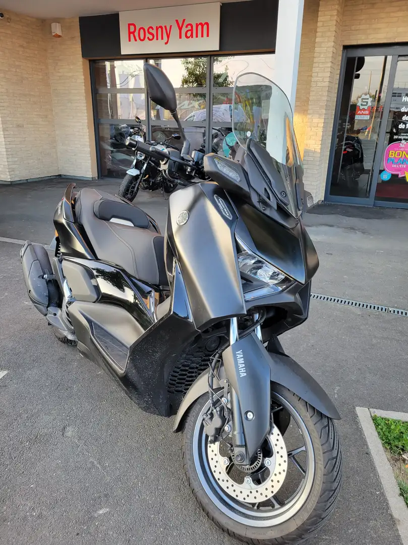 Yamaha X-Max 125 Schwarz - 1