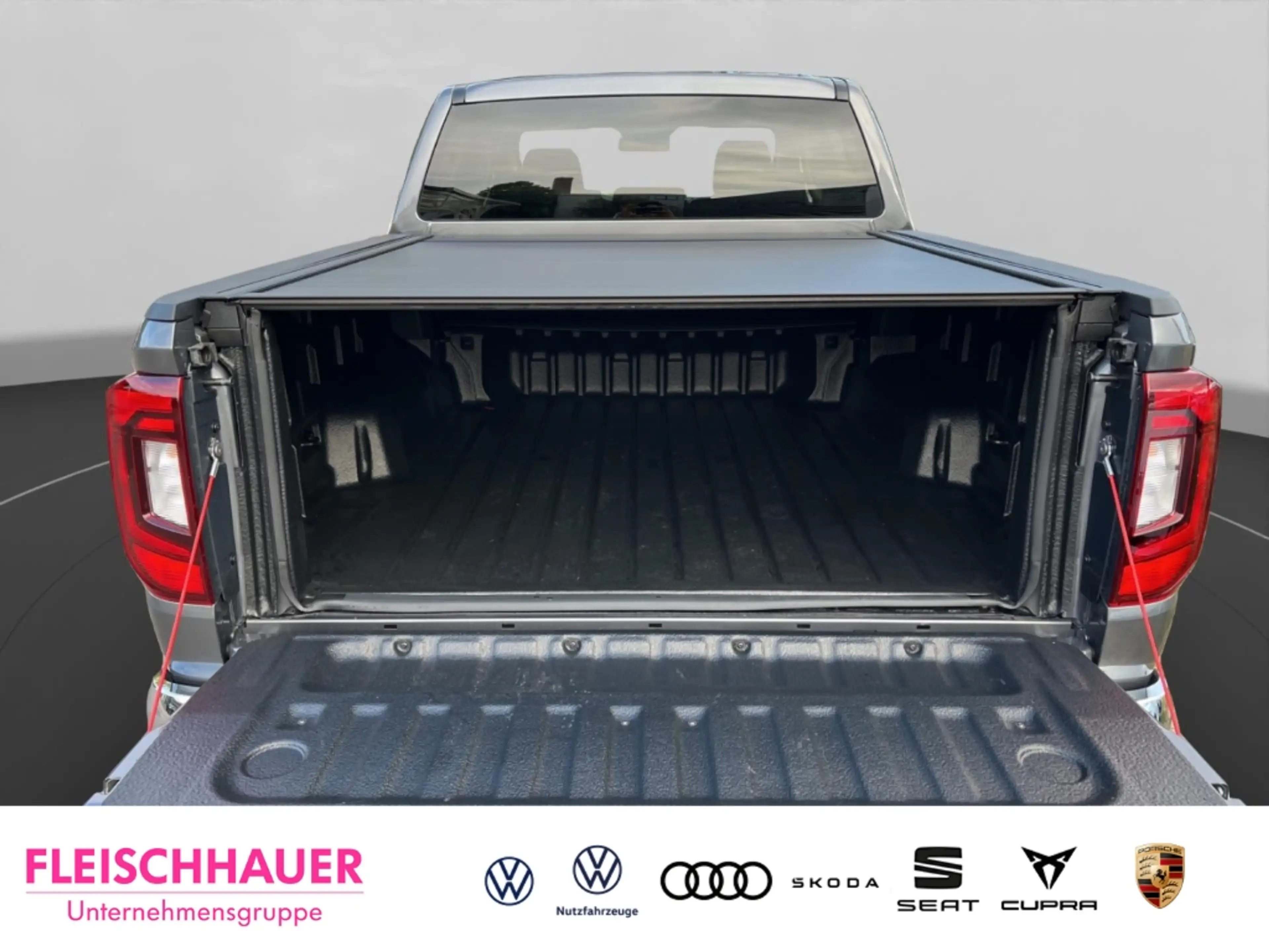 Volkswagen Amarok 3.0 TDI Dark Label Doppelkabine Style 4Motion LED — photo 6