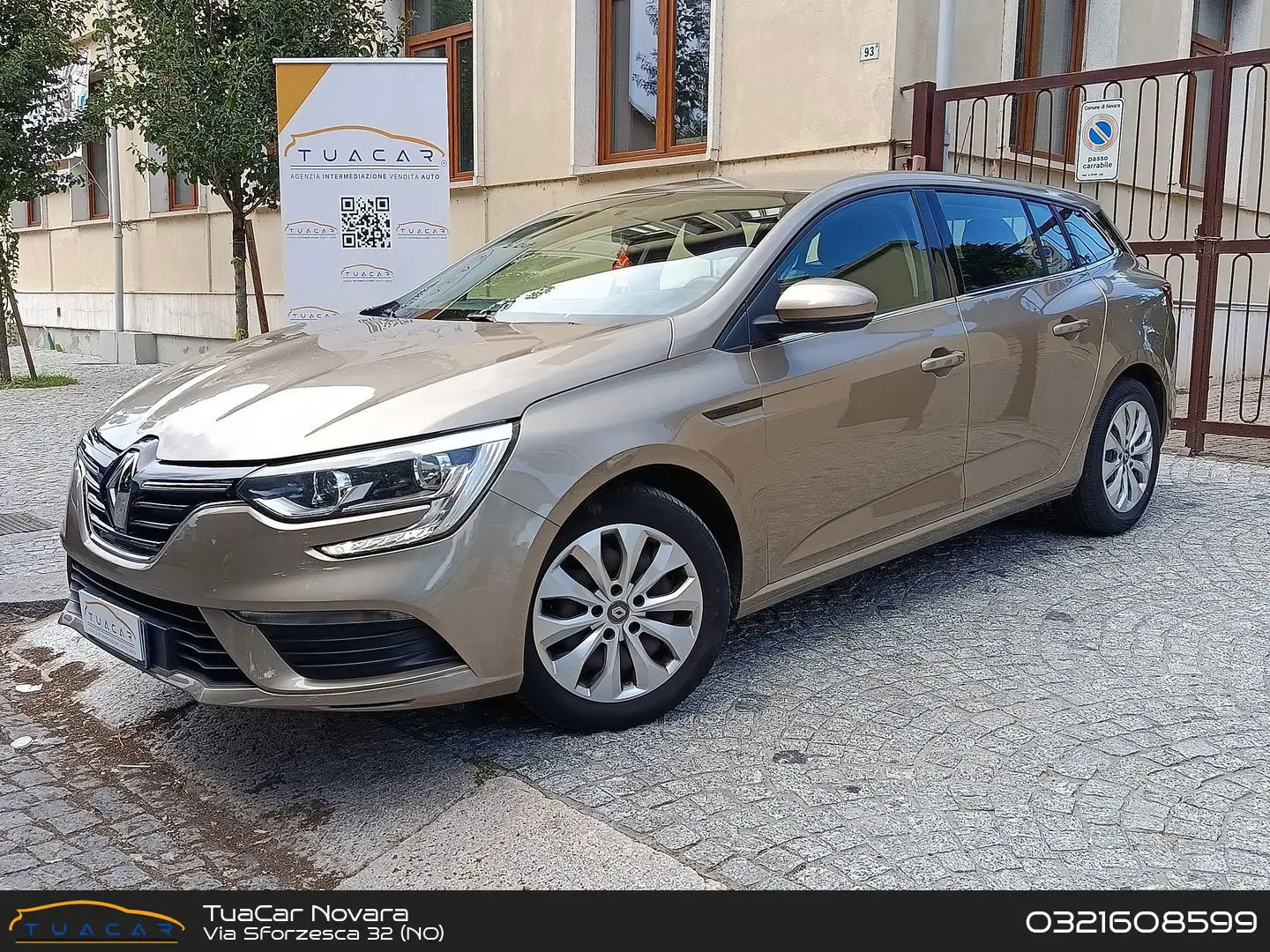 Renault Megane 1.5 ENERGY dCi 90 Life Bronce - 1