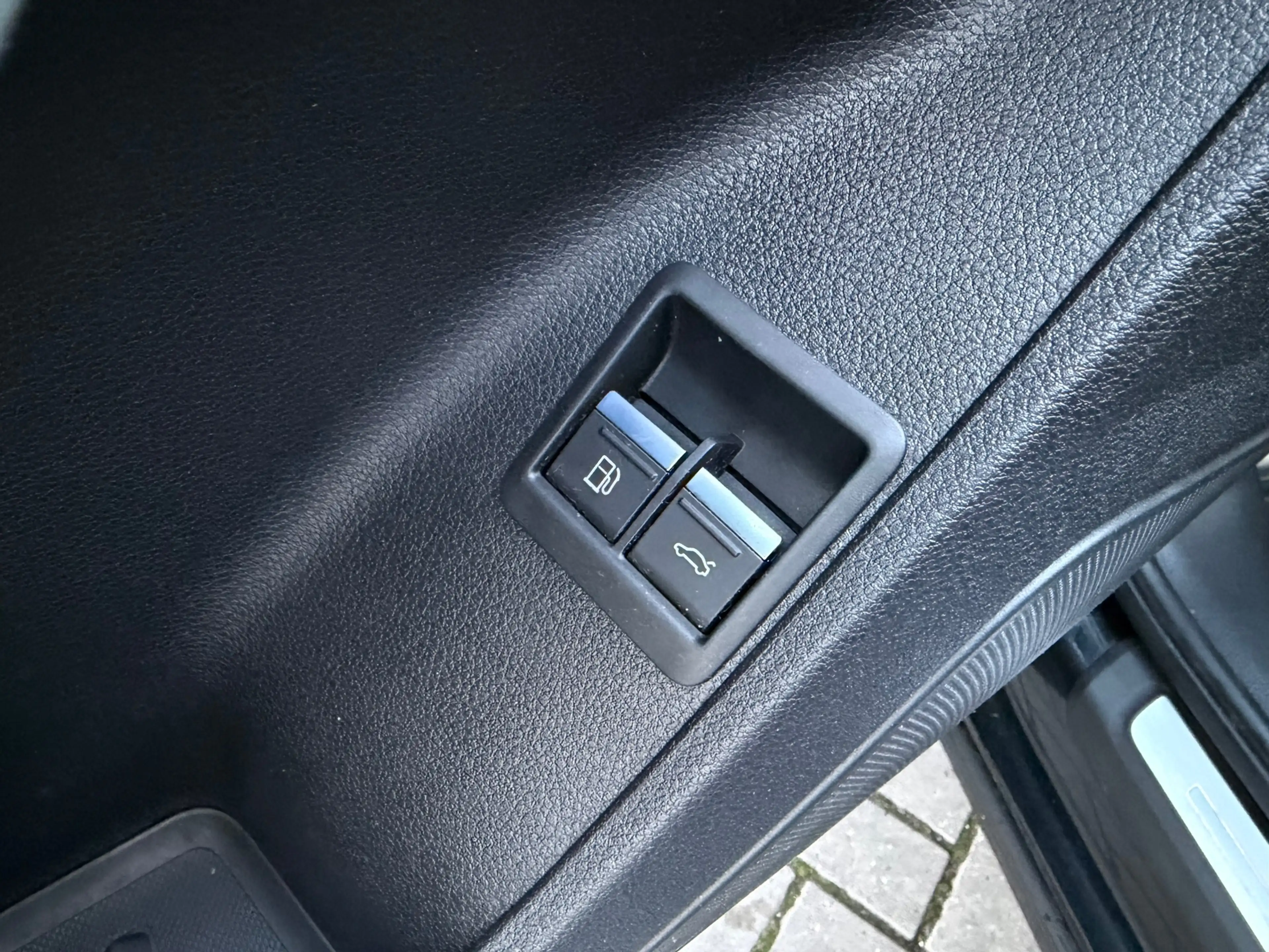 Audi Q3 45 TFSI e S Pano Sonos 360 Keyless Alcantara Trekh — photo 37