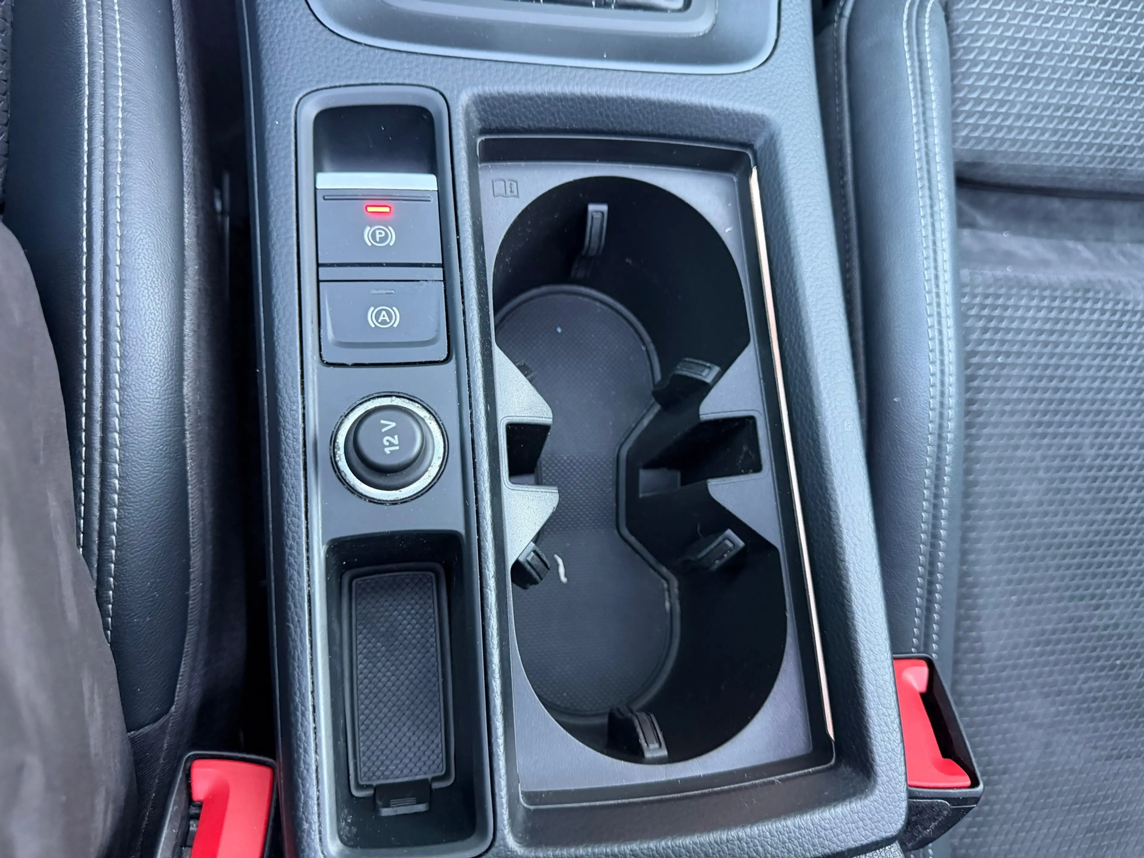 Audi Q3 45 TFSI e S Pano Sonos 360 Keyless Alcantara Trekh — photo 45