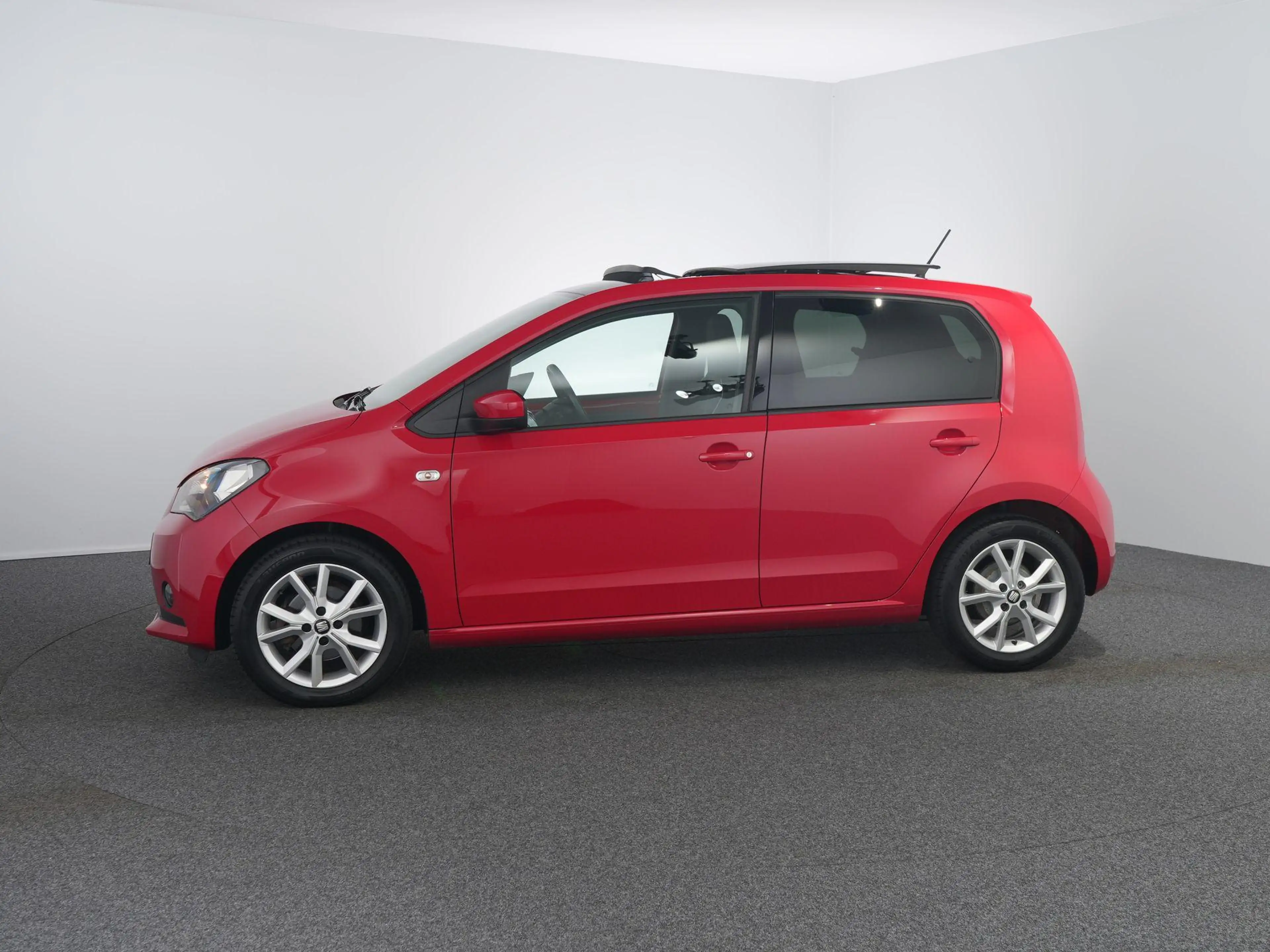 SEAT Mii 1.0 Sport Connect | Pano | Cruise | Airco | Blueth — photo 13