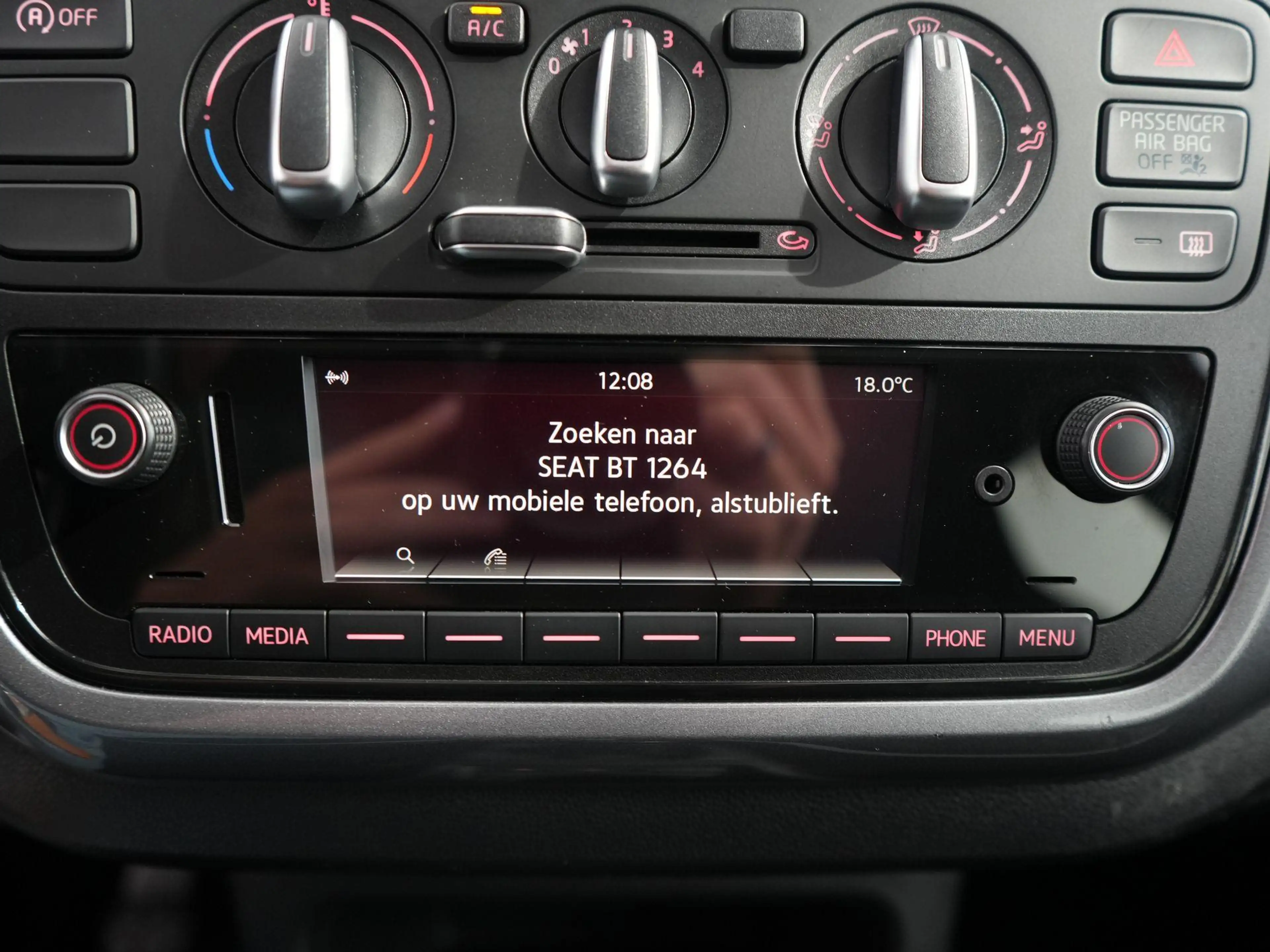 SEAT Mii 1.0 Sport Connect | Pano | Cruise | Airco | Blueth — photo 16