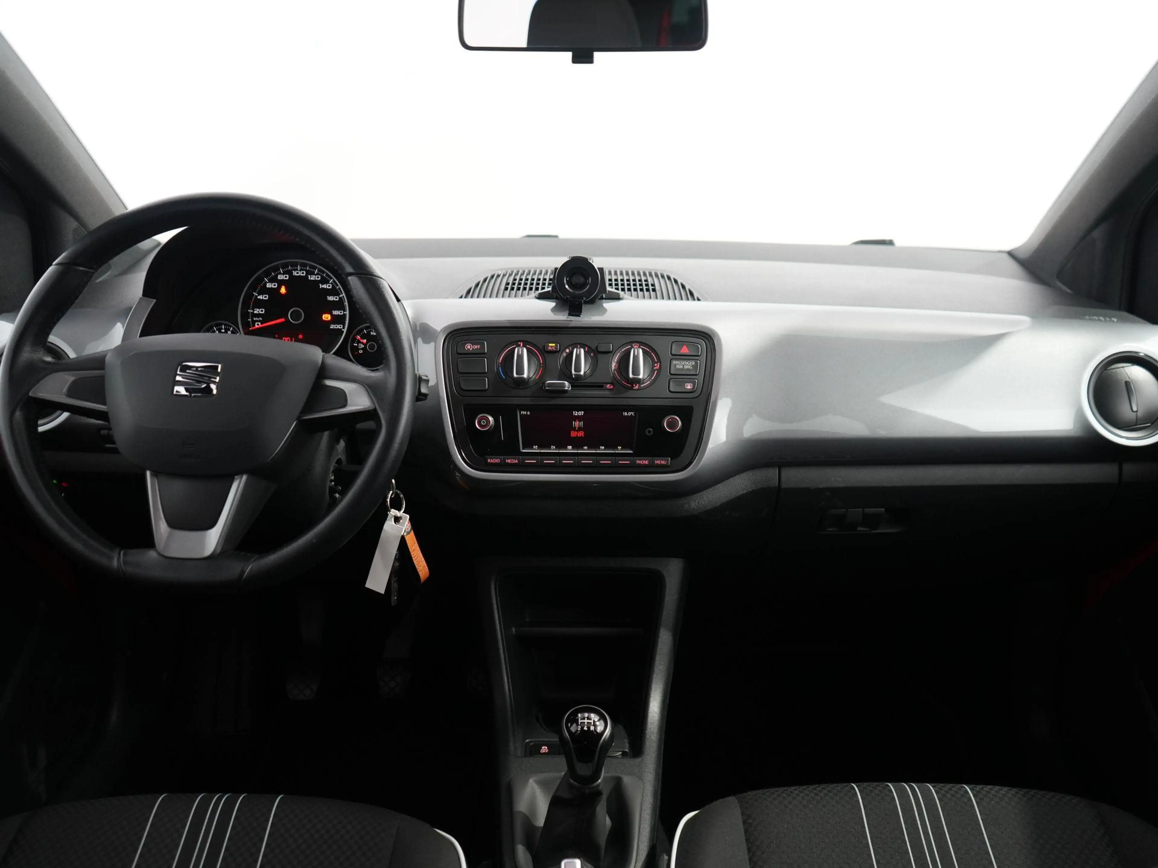 SEAT Mii 1.0 Sport Connect | Pano | Cruise | Airco | Blueth — photo 11