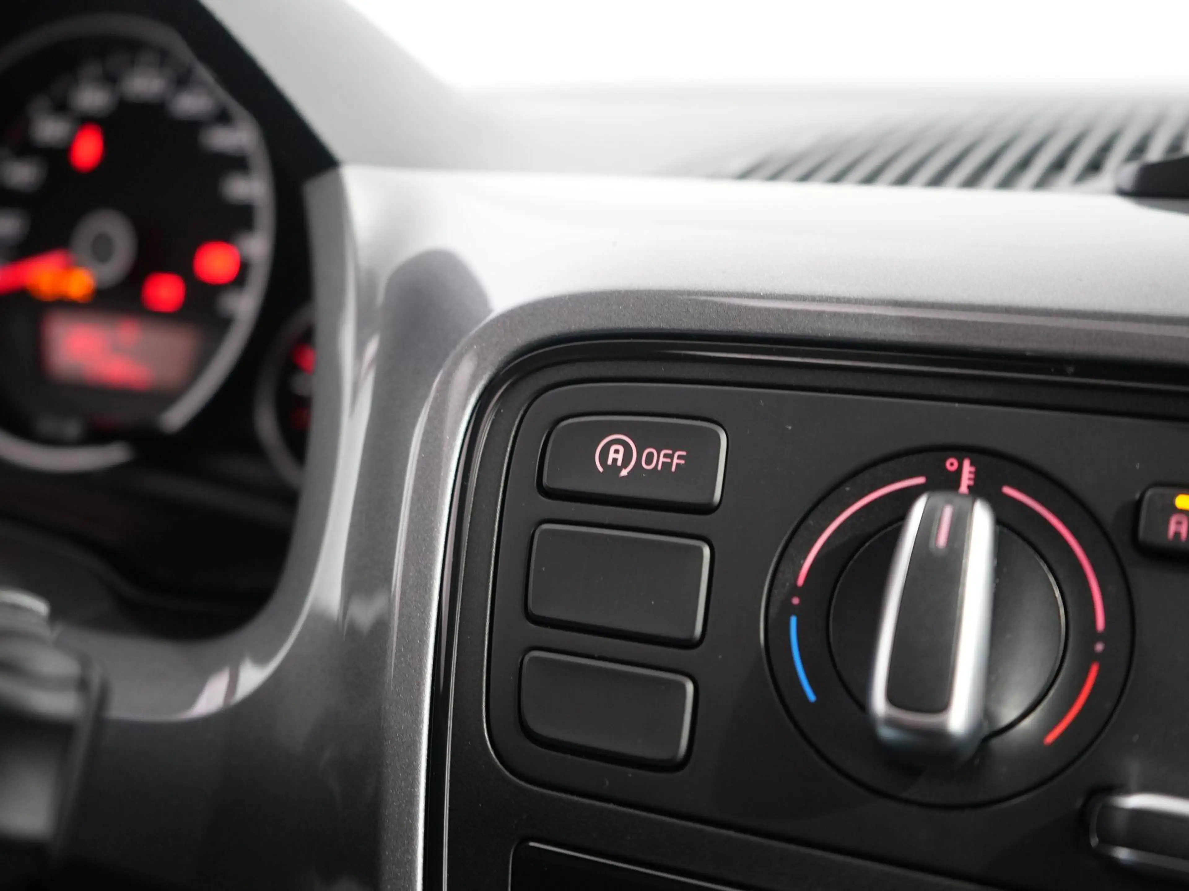 SEAT Mii 1.0 Sport Connect | Pano | Cruise | Airco | Blueth — photo 19