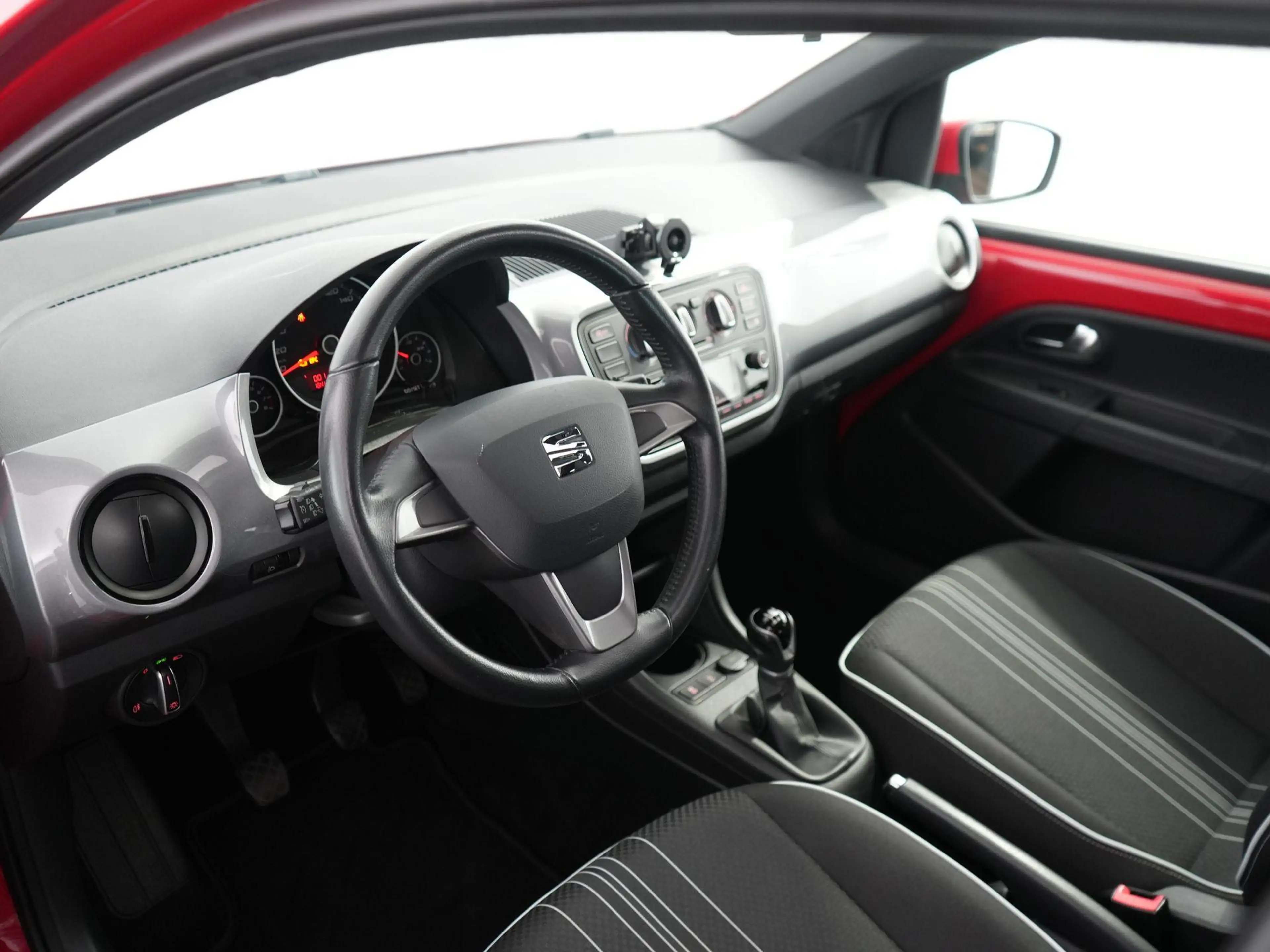 SEAT Mii 1.0 Sport Connect | Pano | Cruise | Airco | Blueth — photo 7