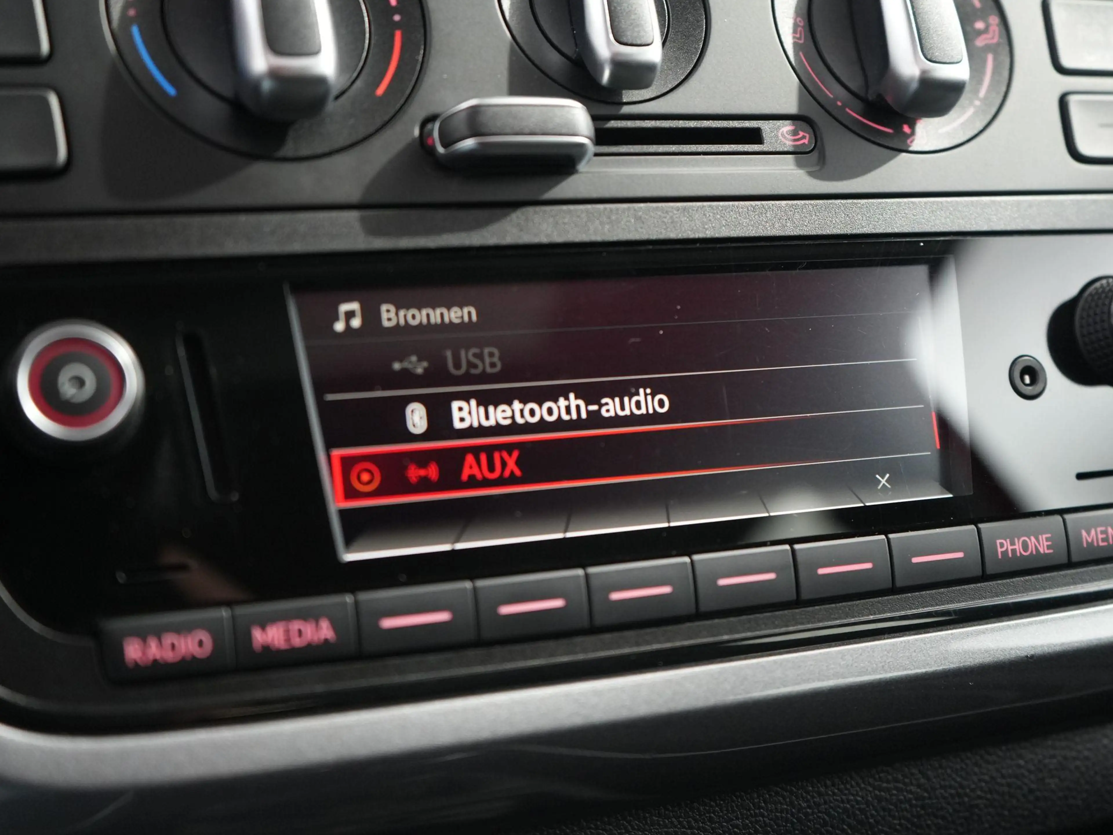 SEAT Mii 1.0 Sport Connect | Pano | Cruise | Airco | Blueth — photo 15