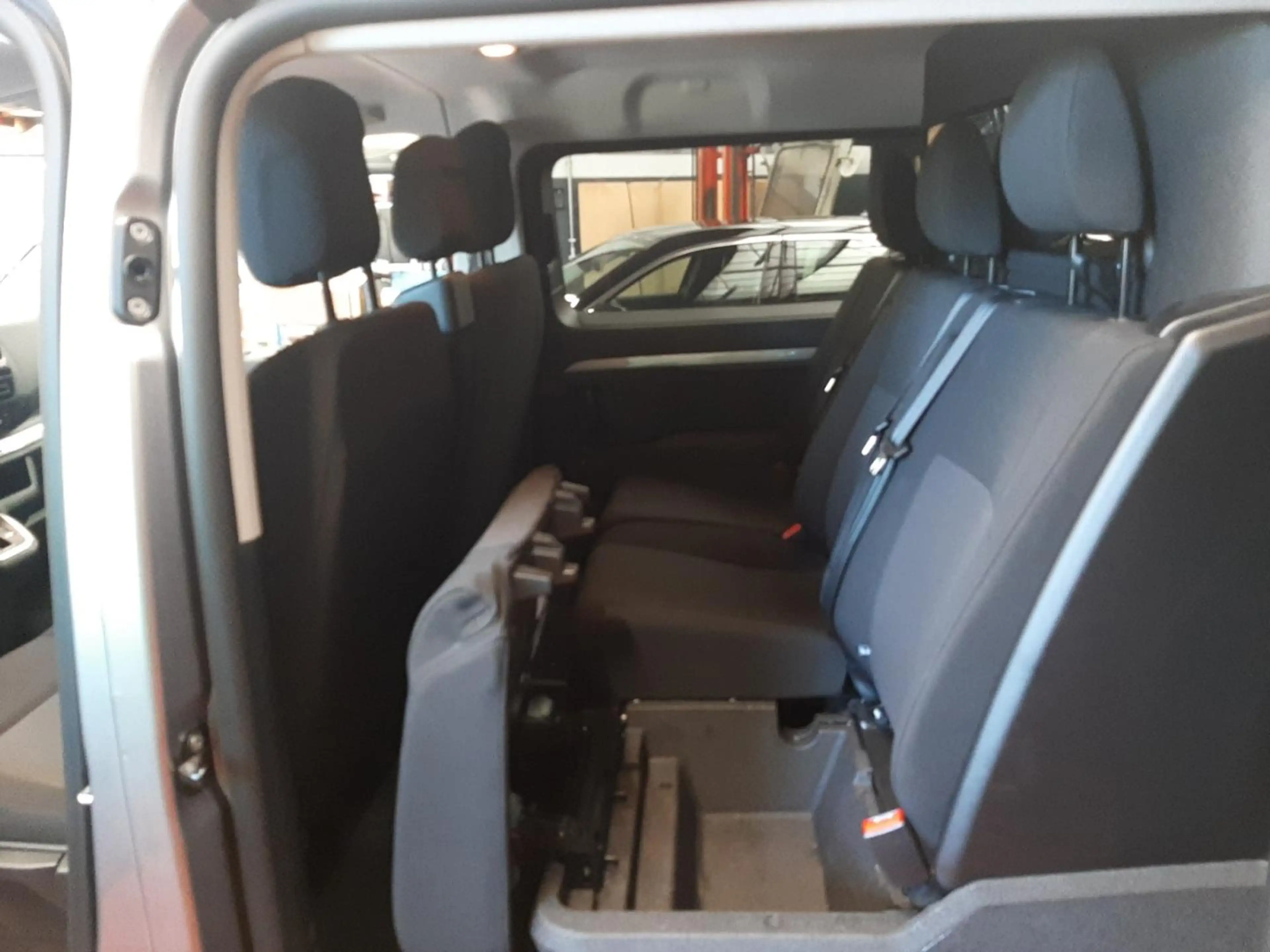 Fiat Scudo Dubbele Cabine XL Diesel 180 Automaat — photo 14