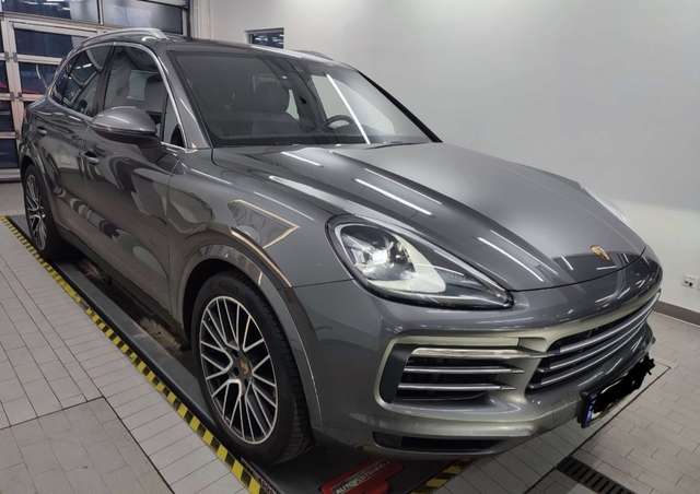 Imagine Porsche Cayenne Tiptronic S