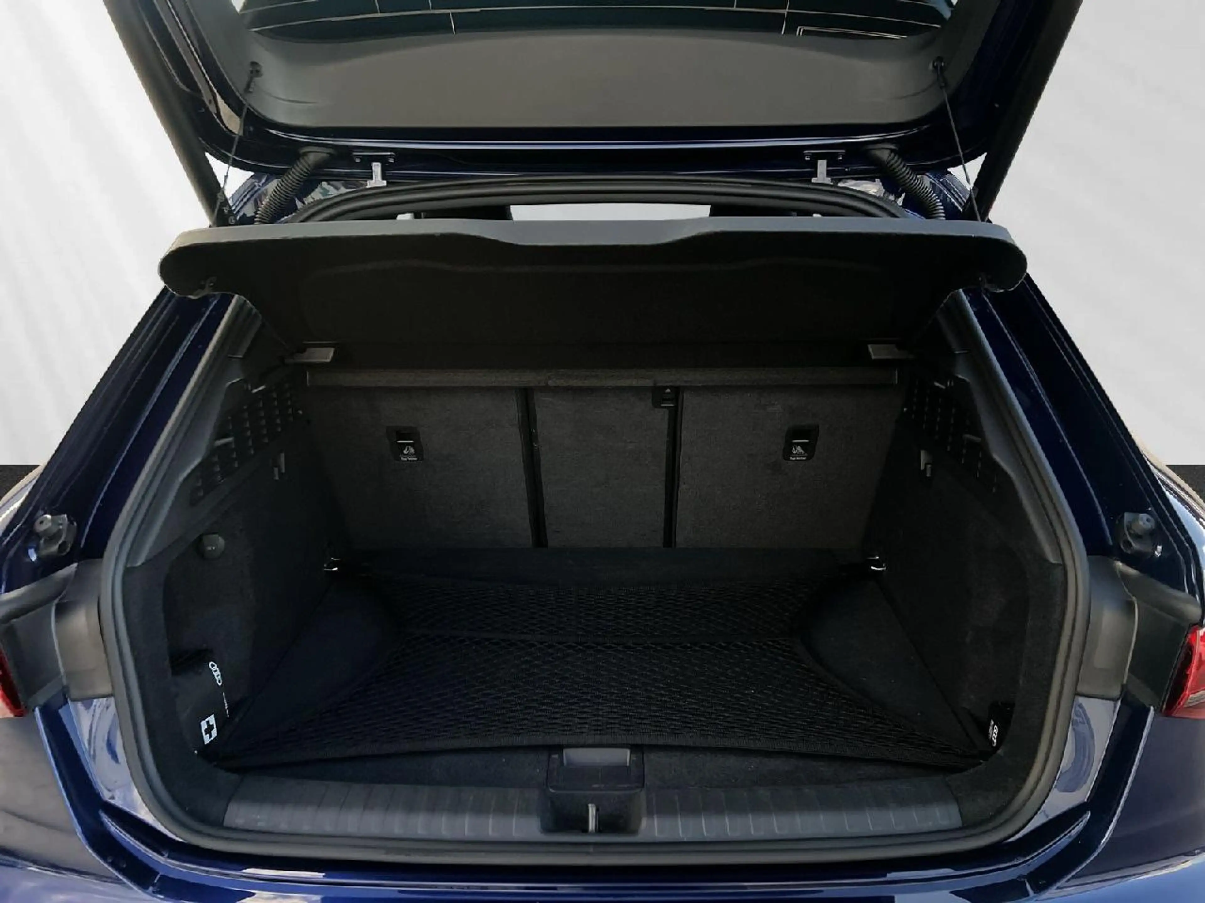 Audi S3 2.0 TFSI quattro — photo 6