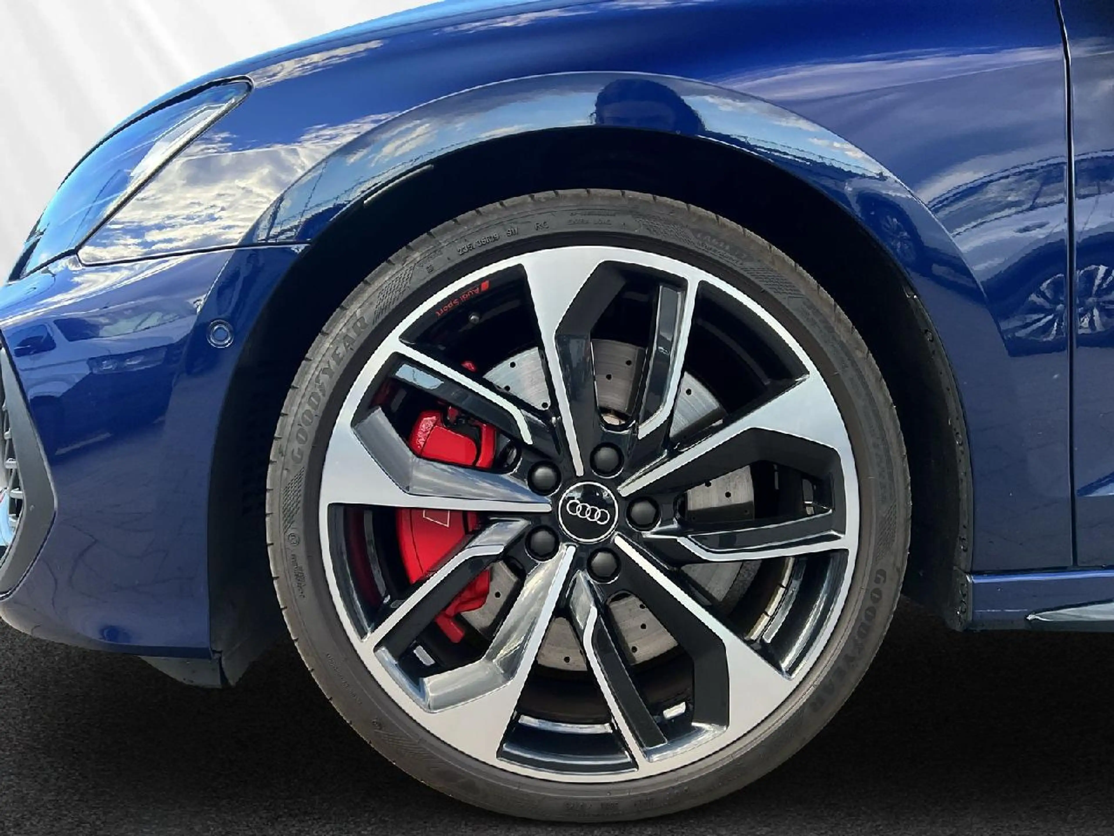 Audi S3 2.0 TFSI quattro — photo 3