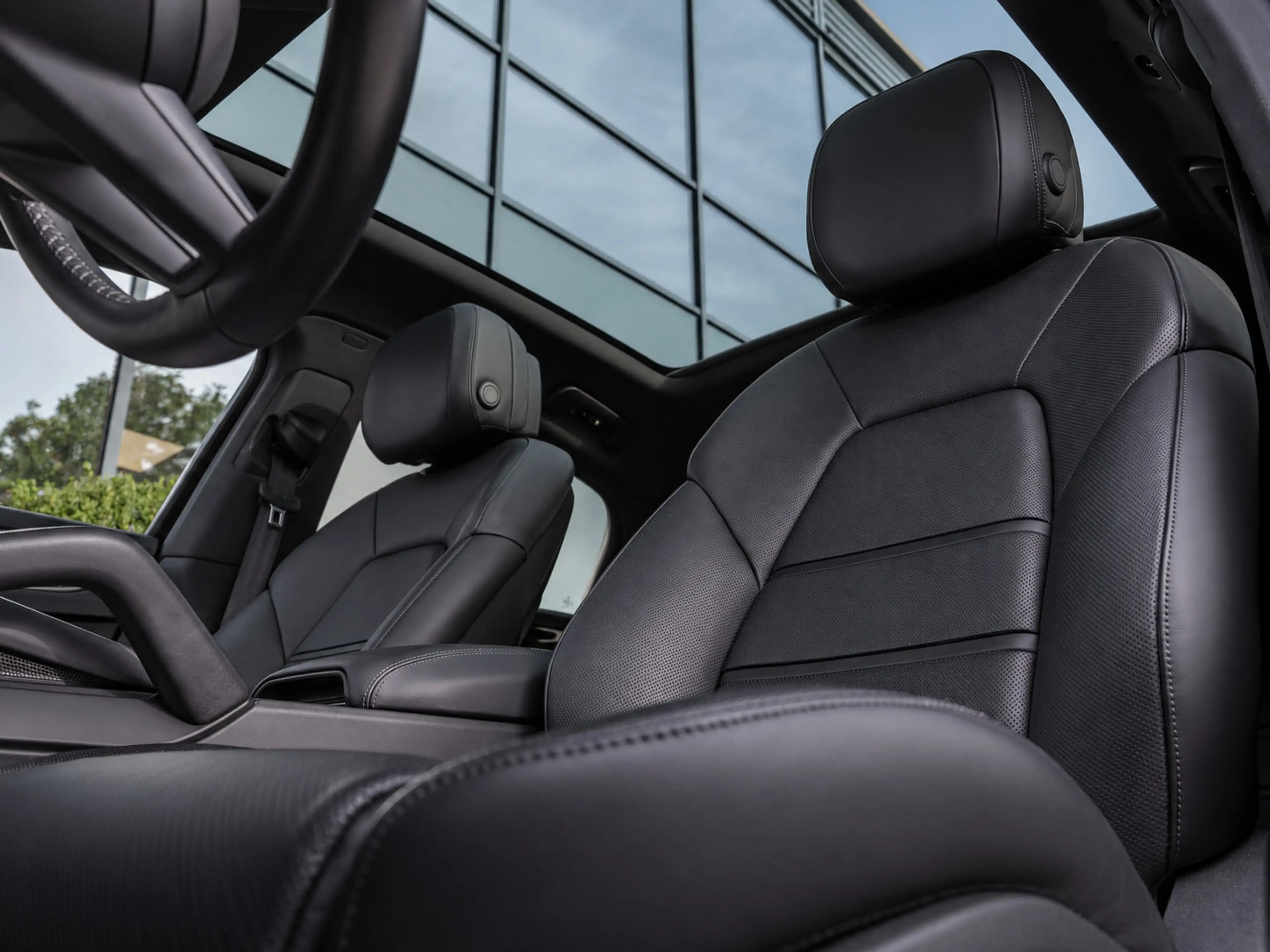 Porsche Cayenne Coupé 3.0 E-Hybrid|PANO|SFEER|CHRONO|CARBON — photo 12