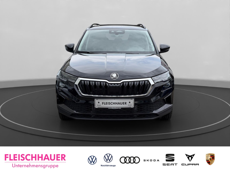 Skoda Karoq Tour 1,5 TSI AHK-klappbar Navi LED Blendfreies Fer — photo 2
