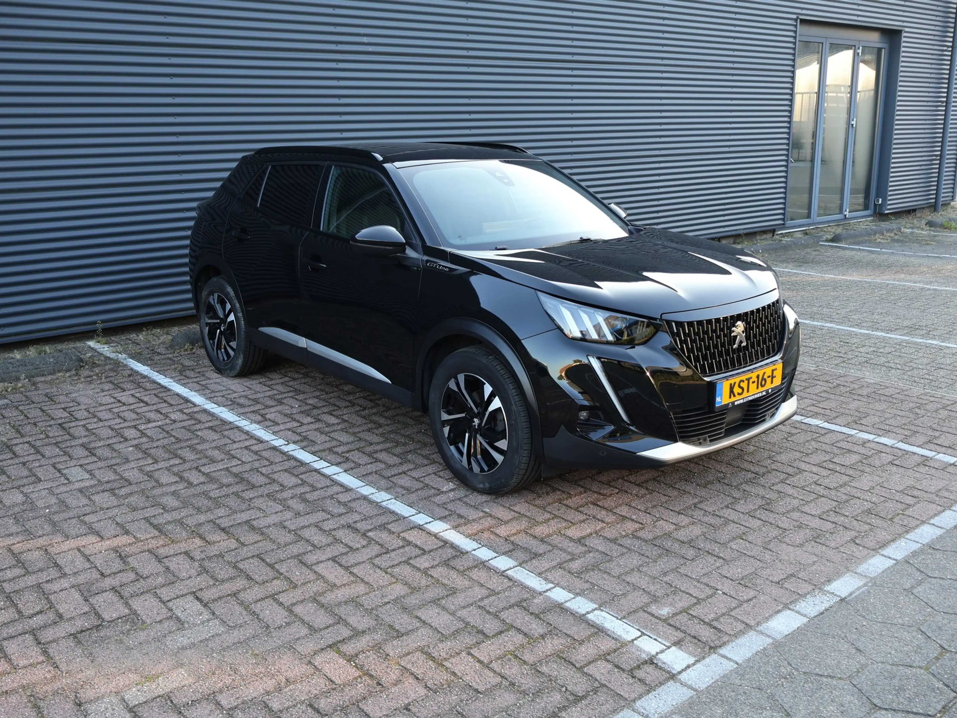 Peugeot 2008 1.2 PureTech GT-Line Pano Apple Carplay Navi PDC C — photo 11
