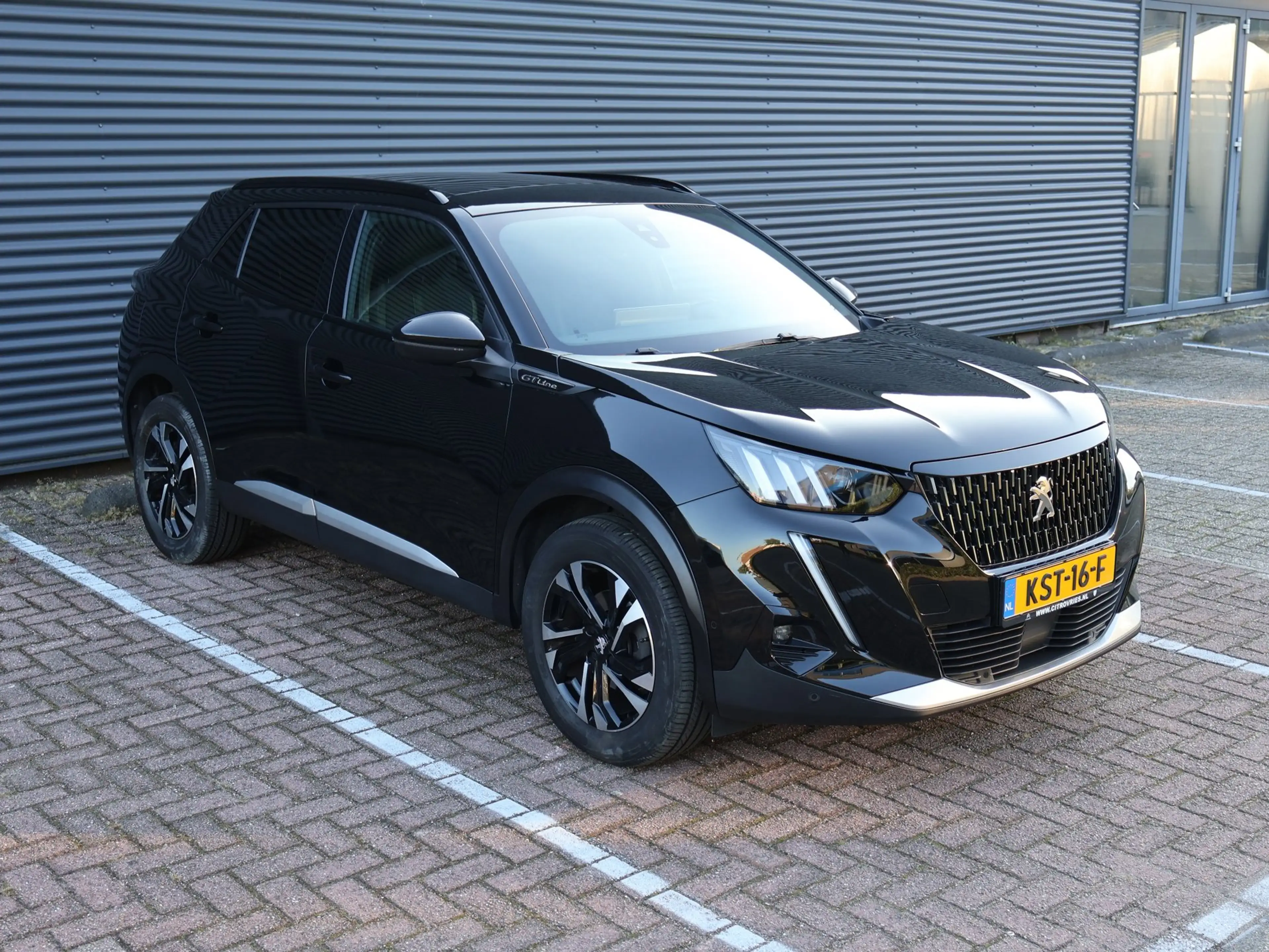 Peugeot 2008 1.2 PureTech GT-Line Pano Apple Carplay Navi PDC C — photo 3
