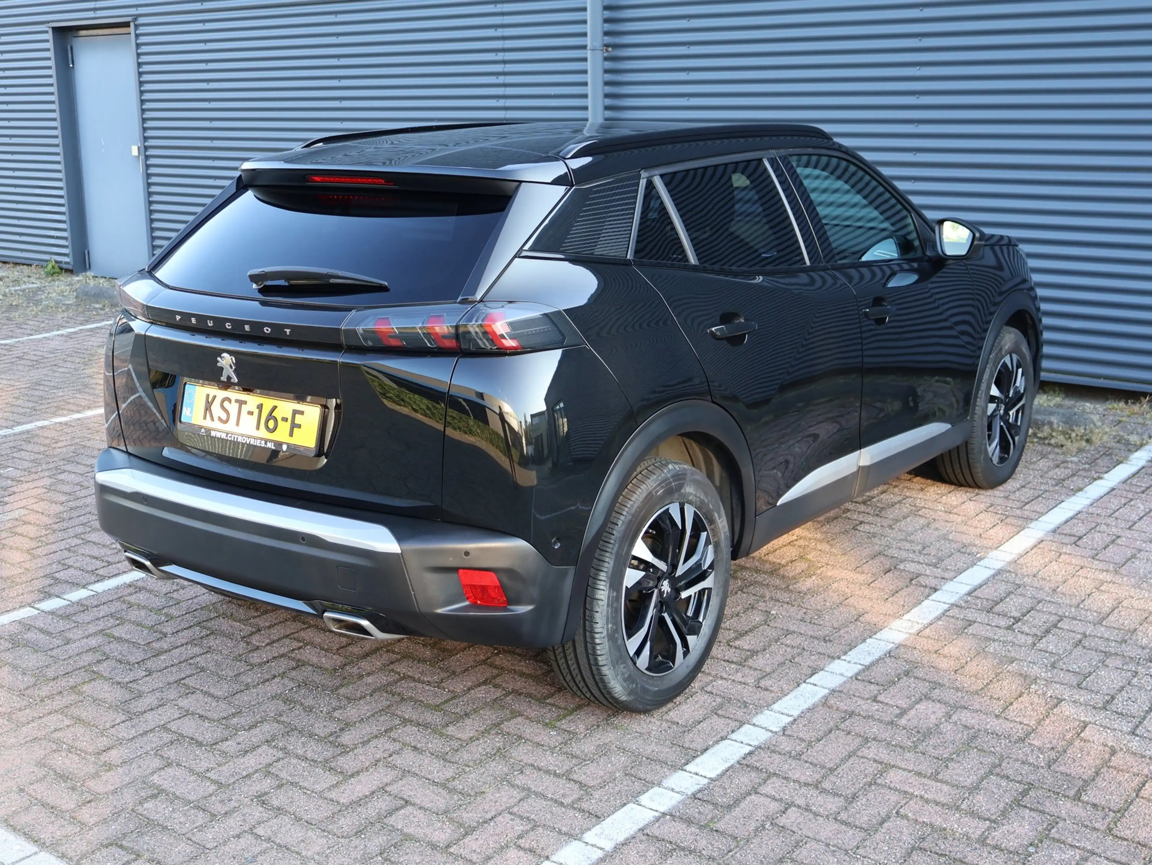 Peugeot 2008 1.2 PureTech GT-Line Pano Apple Carplay Navi PDC C — photo 5