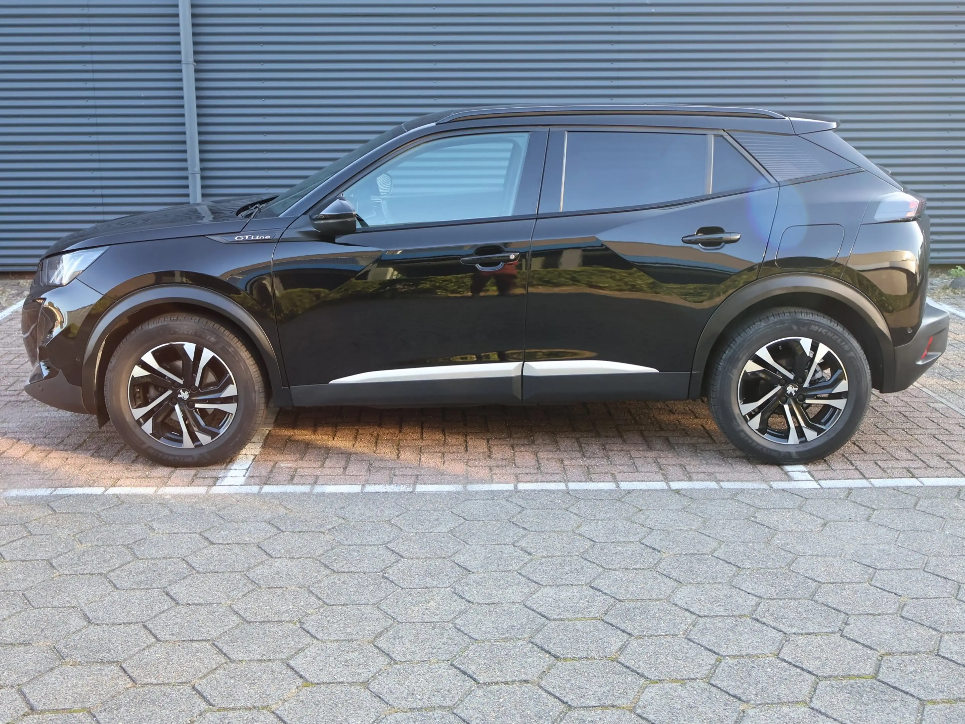 Peugeot 2008 1.2 PureTech GT-Line Pano Apple Carplay Navi PDC C — photo 8