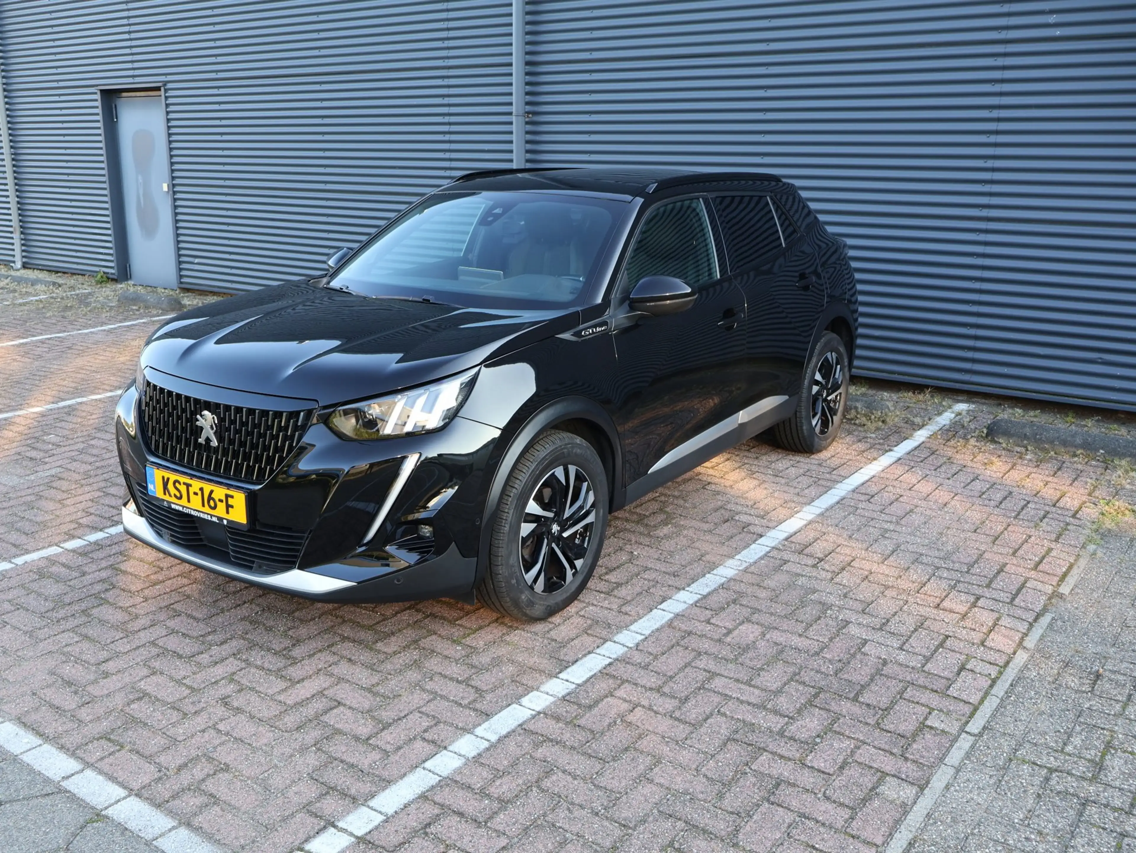 Peugeot 2008 1.2 PureTech GT-Line Pano Apple Carplay Navi PDC C — photo 9