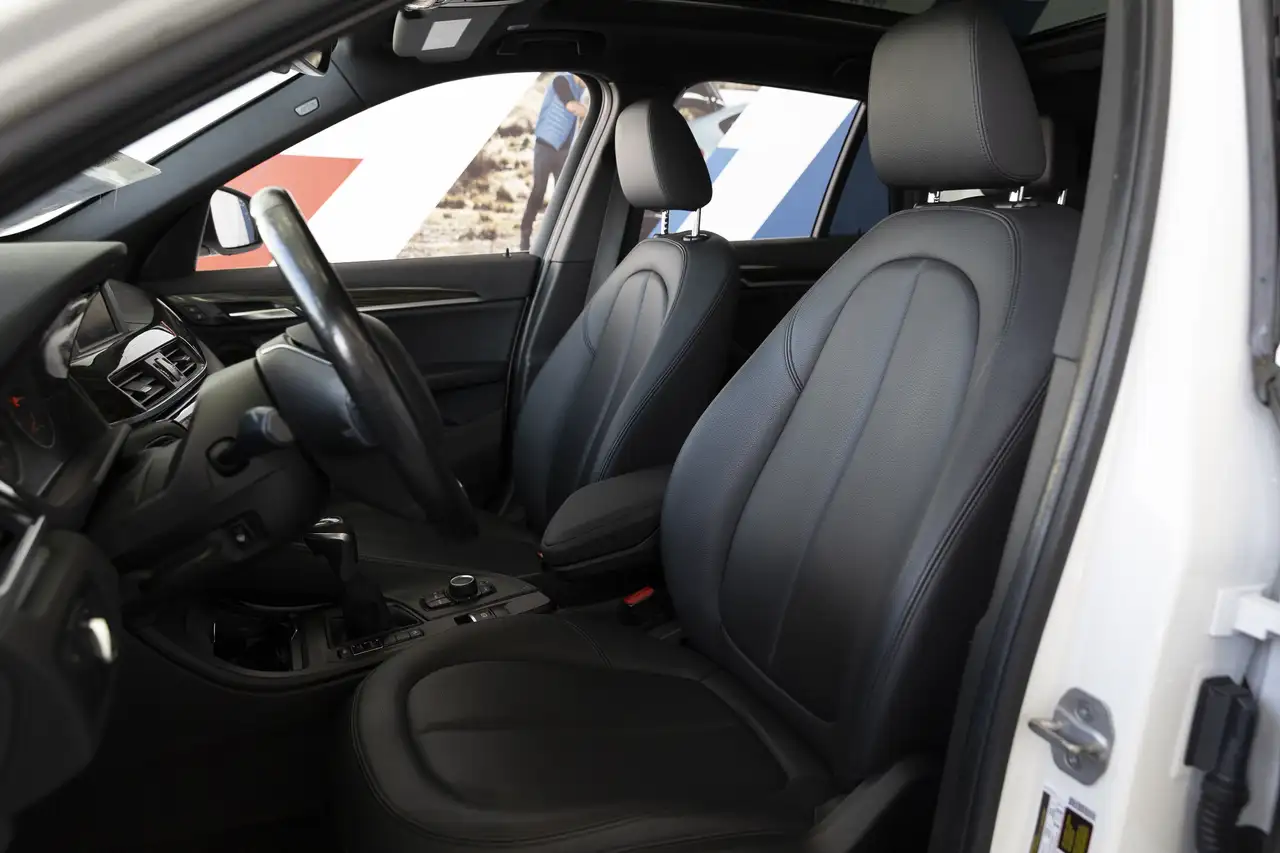 BMW X1 снимка BMW X1