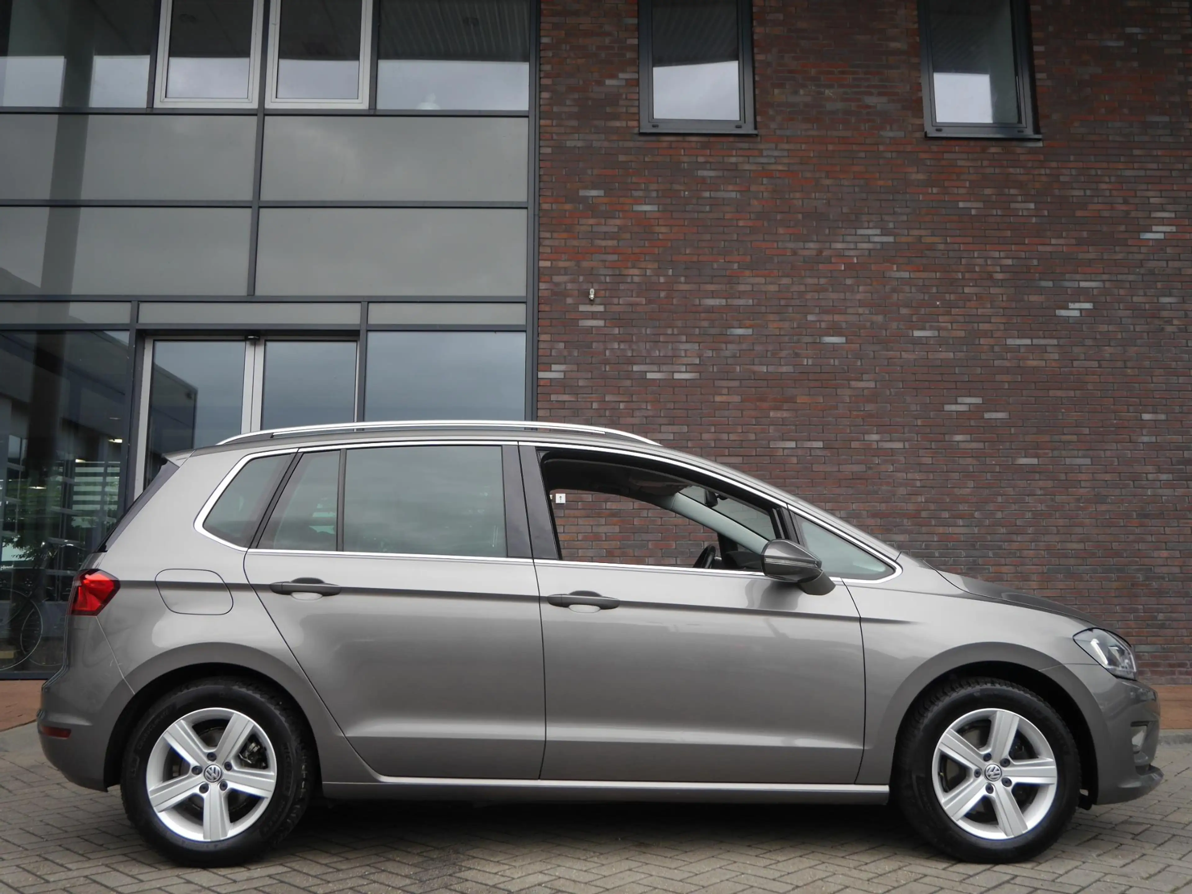 Volkswagen Golf Sportsvan 1.6 TDI Highline | Navigatie | CarPlay | Cruise Co — photo 3