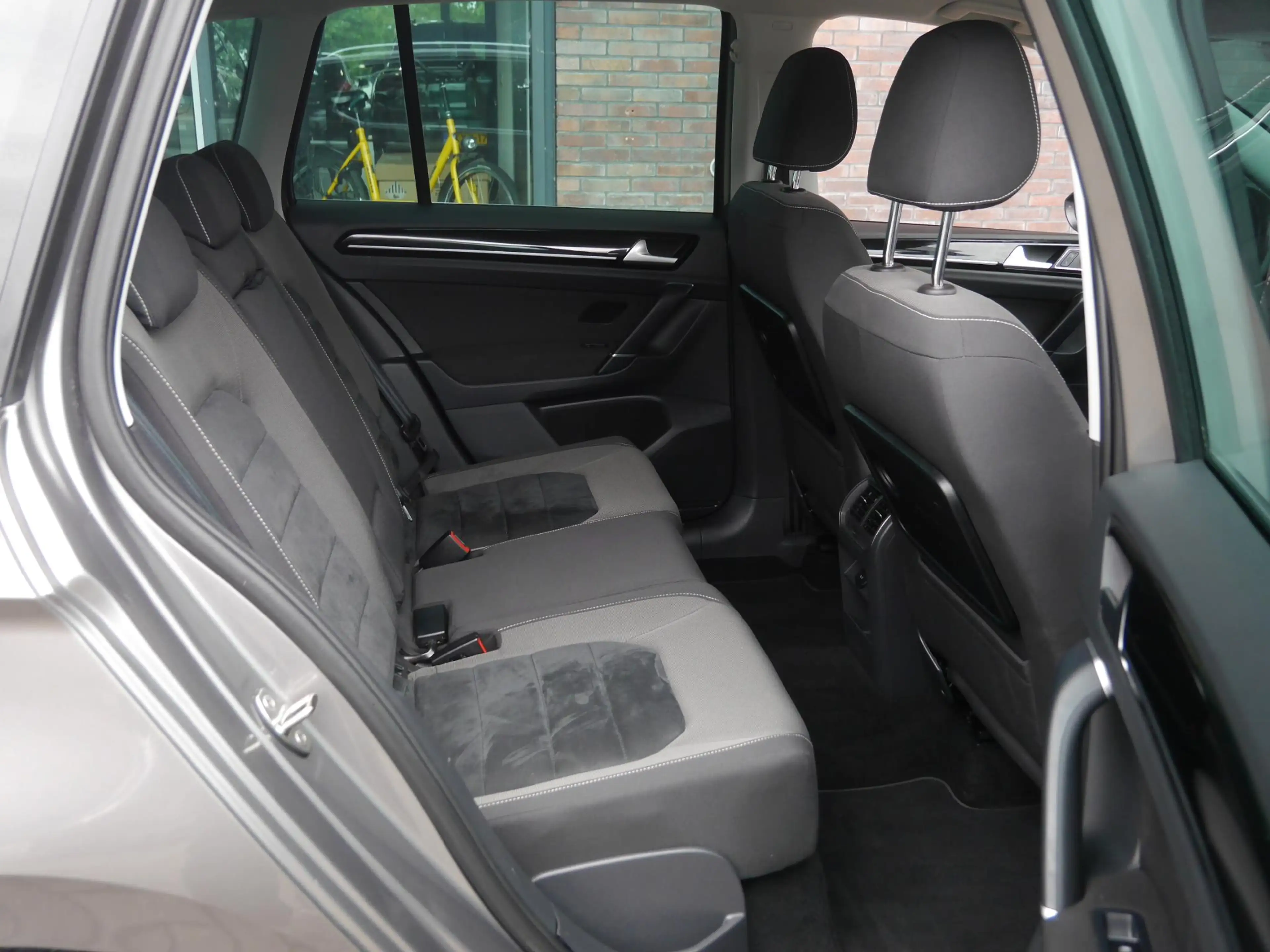 Volkswagen Golf Sportsvan 1.6 TDI Highline | Navigatie | CarPlay | Cruise Co — photo 8
