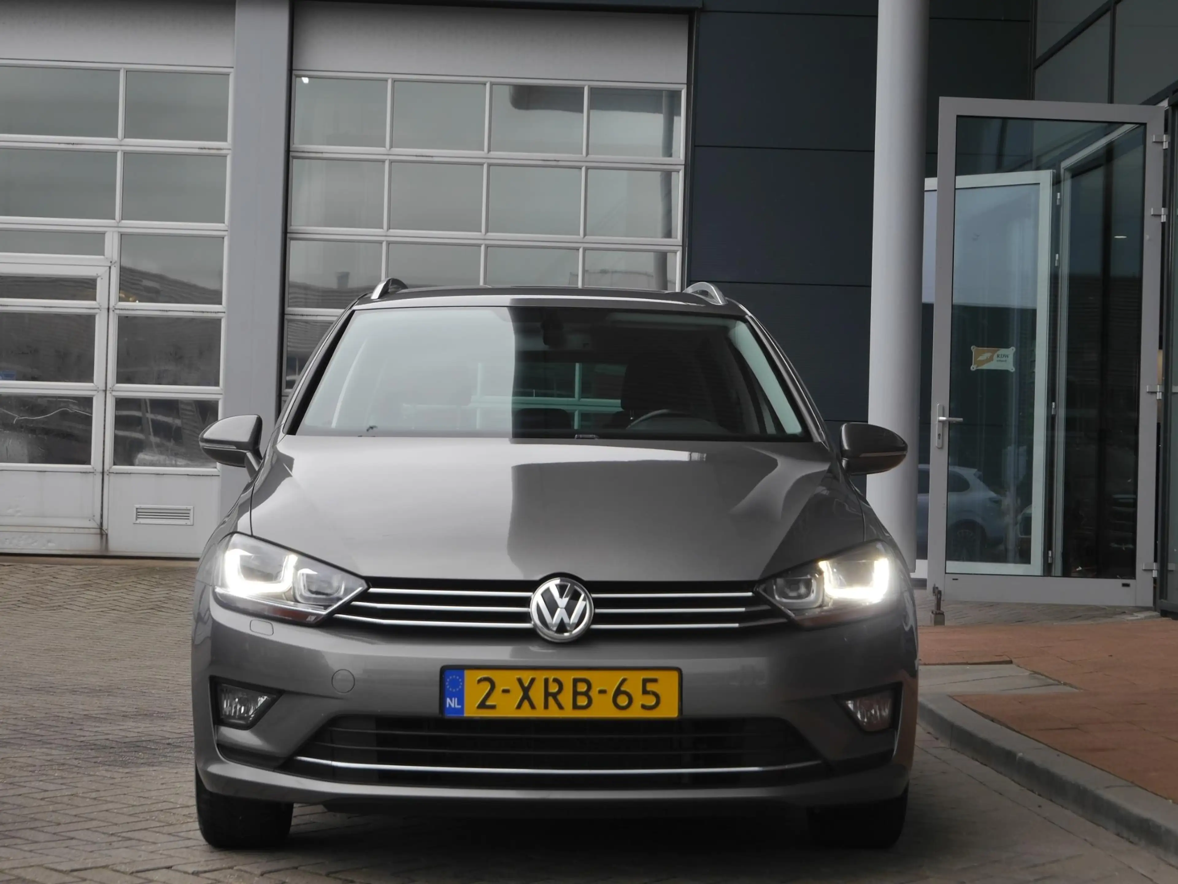 Volkswagen Golf Sportsvan 1.6 TDI Highline | Navigatie | CarPlay | Cruise Co — photo 2