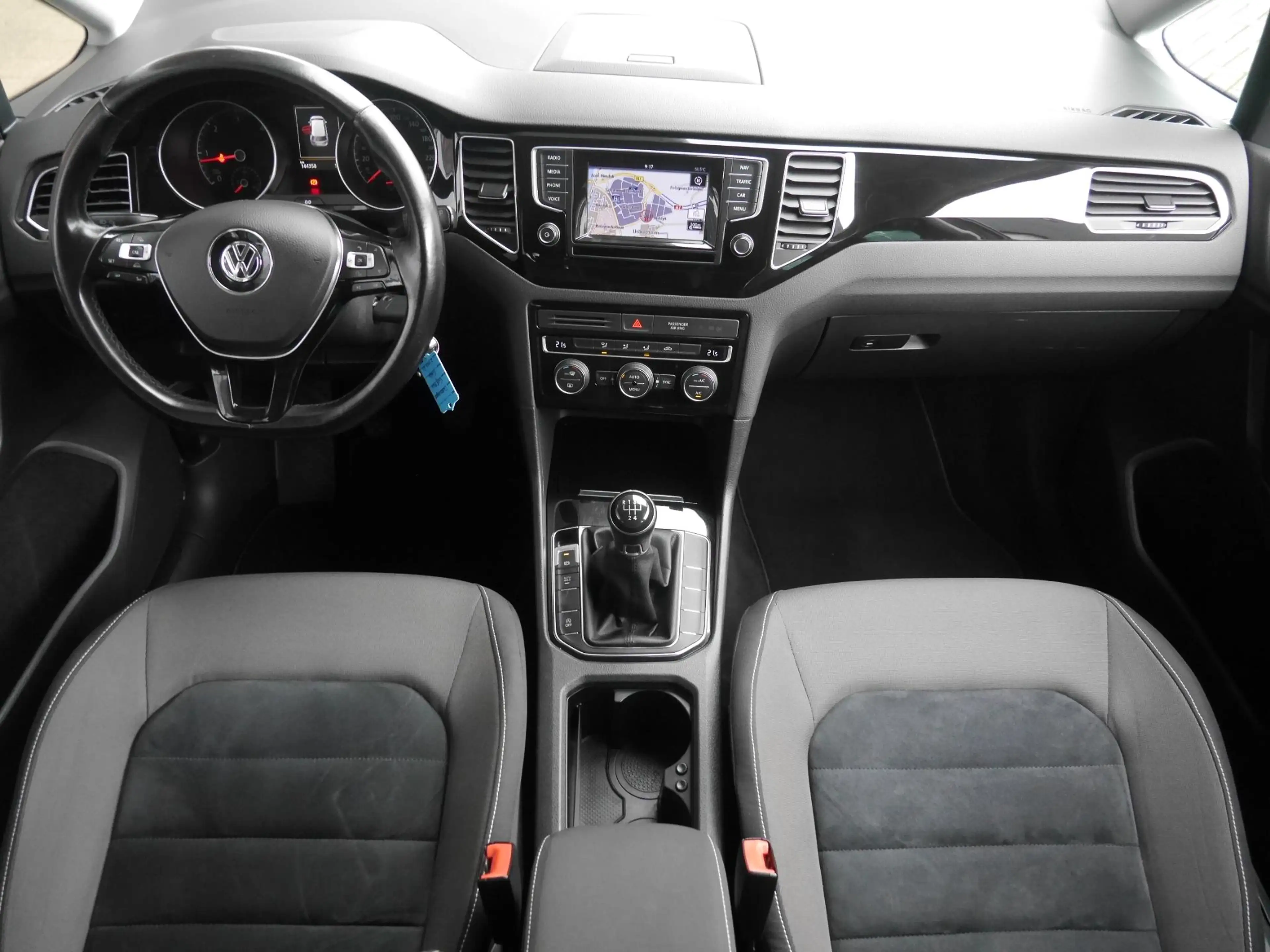 Volkswagen Golf Sportsvan 1.6 TDI Highline | Navigatie | CarPlay | Cruise Co — photo 13