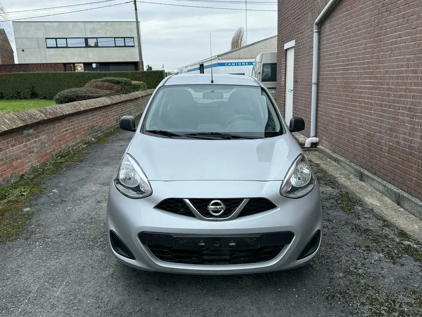 Nissan Micra Micra 1.2i ** 29.500 kms ** PRETE A IMMAT** GARAN* Gris - 2